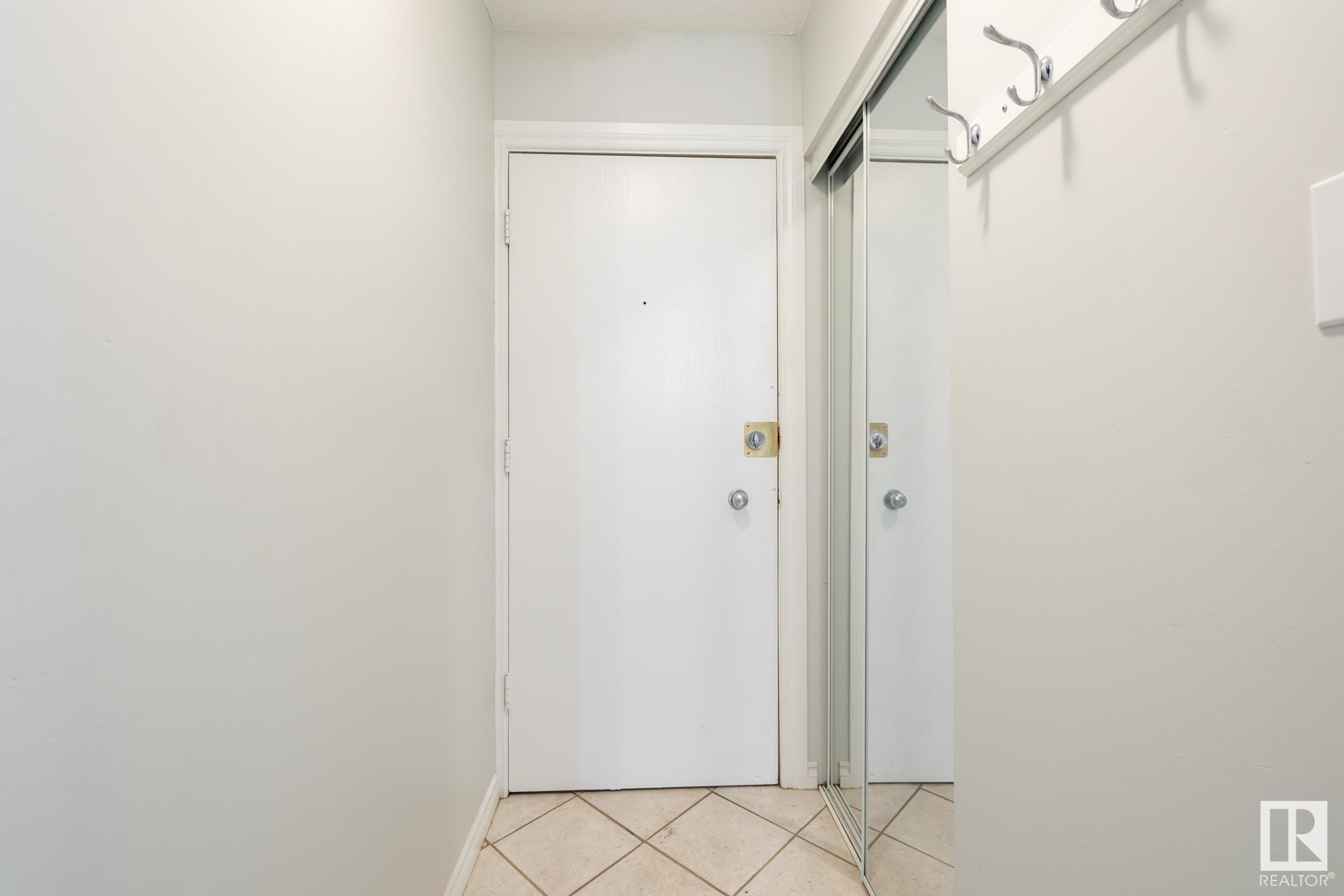      #304 10420 93 ST NW , Edmonton,  ,T5H 1X7 ;  Listing Number: MLS E4417427
