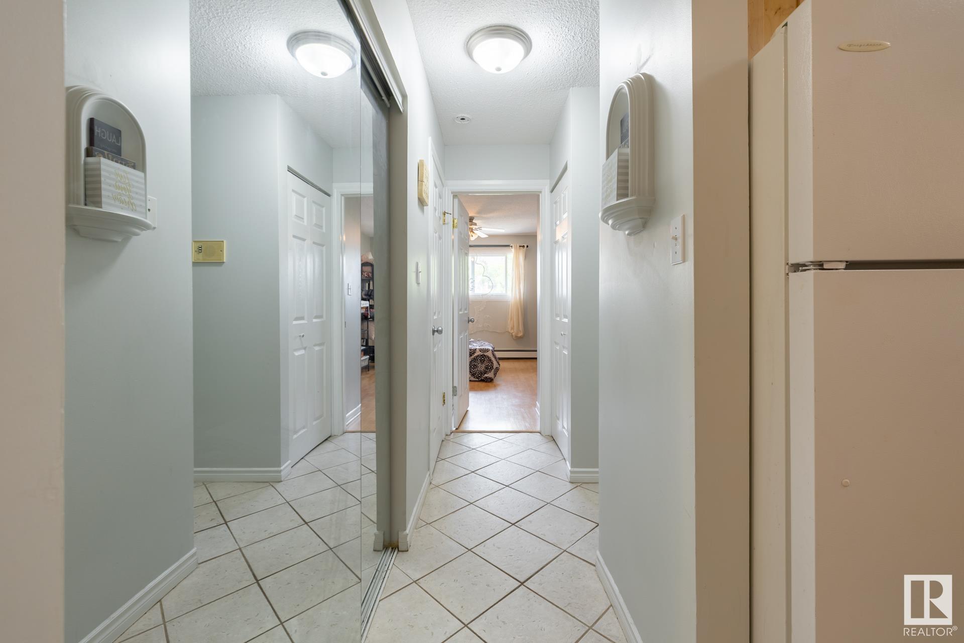      #304 10420 93 ST NW , Edmonton,  ,T5H 1X7 ;  Listing Number: MLS E4417427