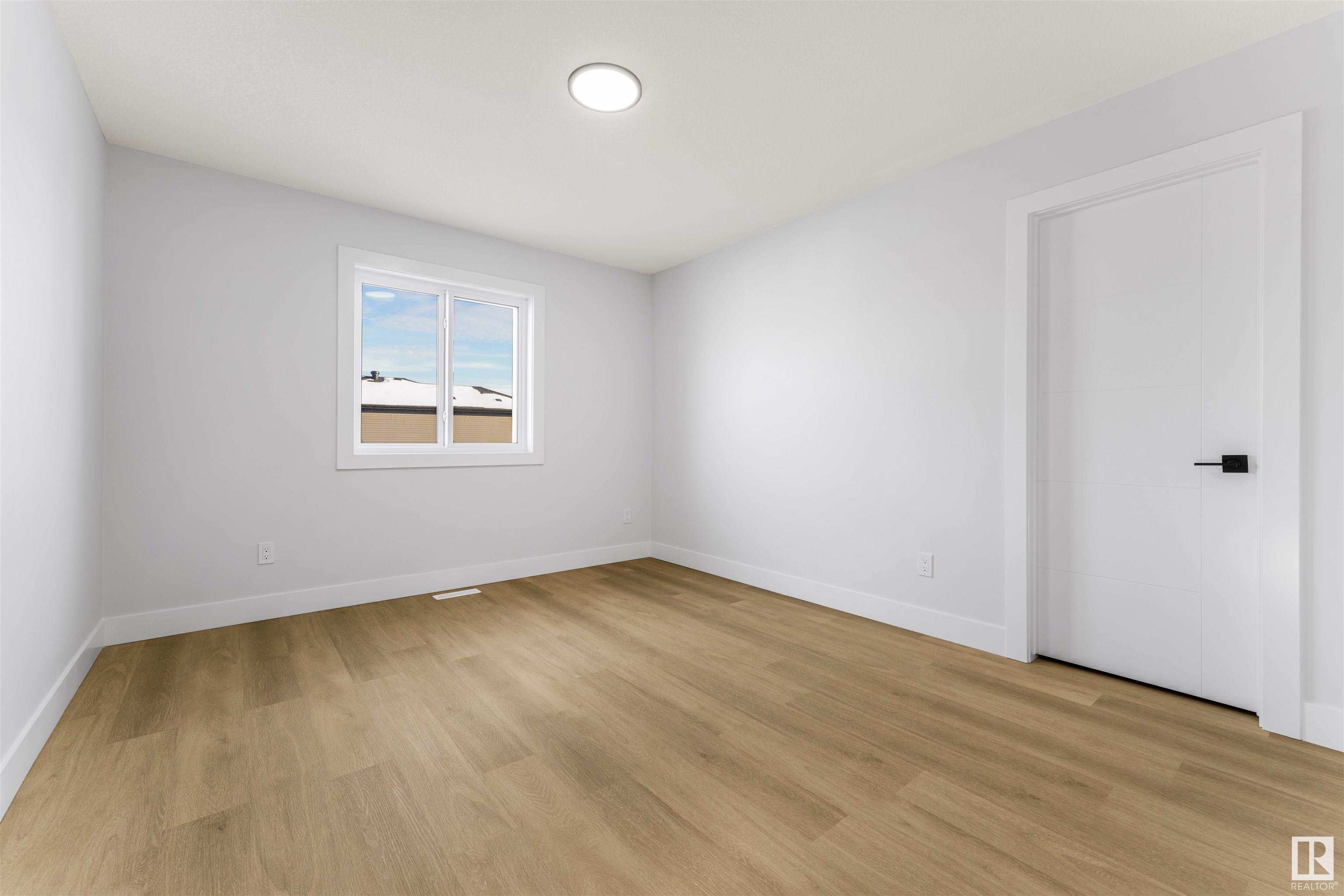      3930 41 AV , Beaumont,  ,T6X 3B6 ;  Listing Number: MLS E4417429