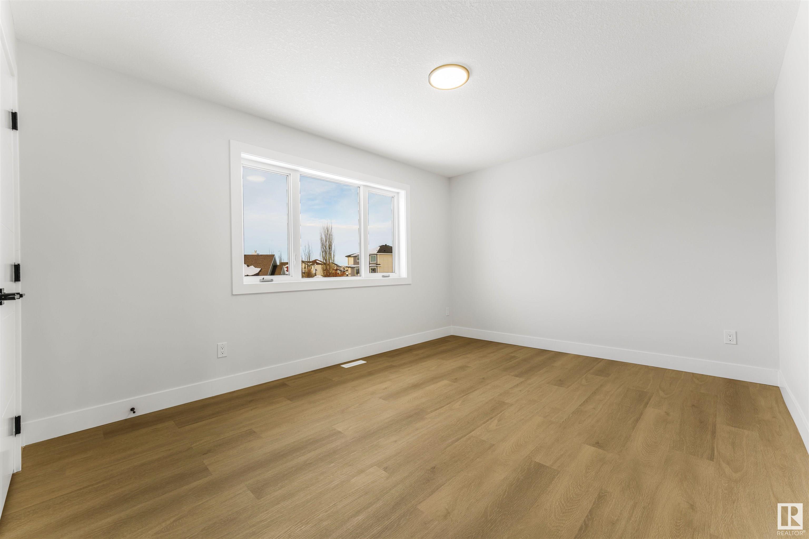      3930 41 AV , Beaumont,  ,T6X 3B6 ;  Listing Number: MLS E4417429