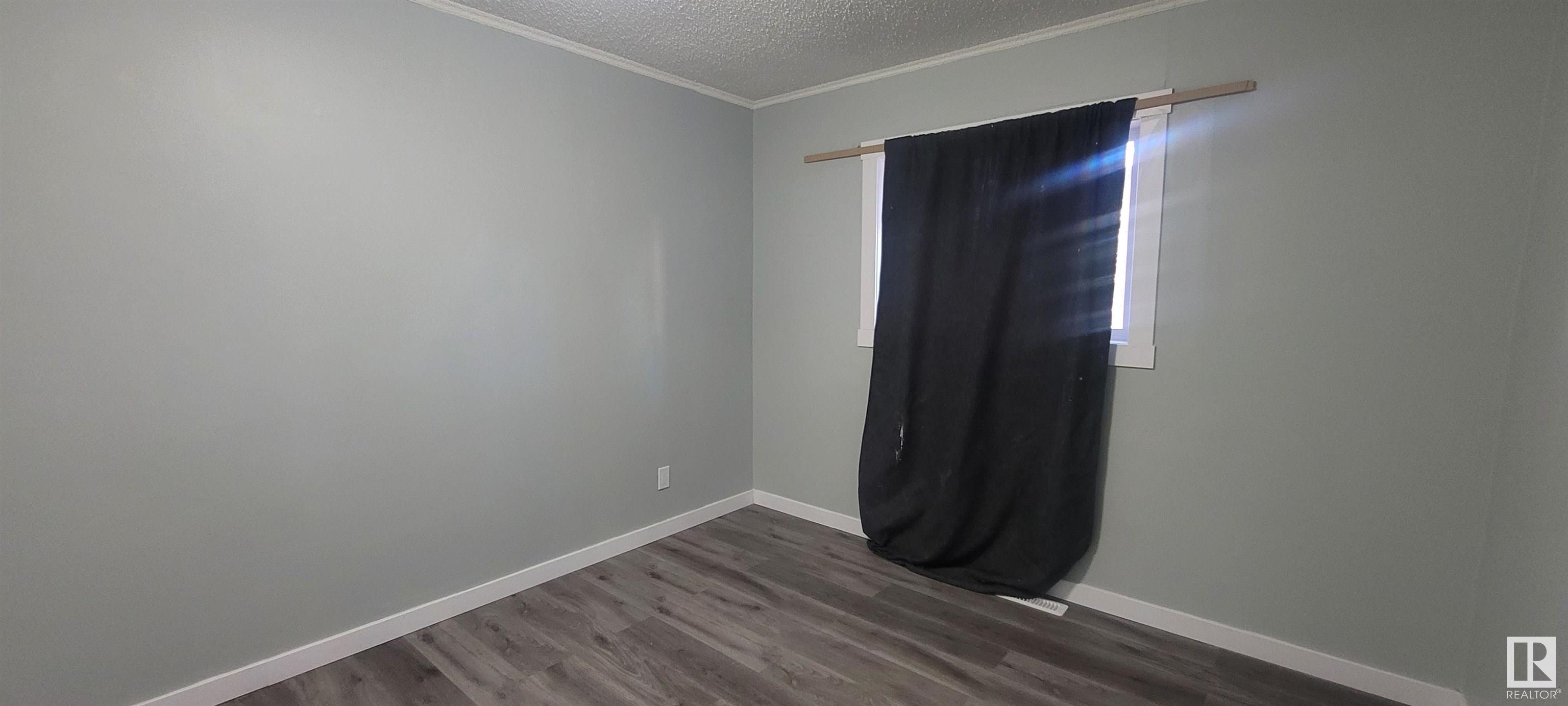      11406 82 ST NW , Edmonton,  ,T5B 2V4 ;  Listing Number: MLS E4417443