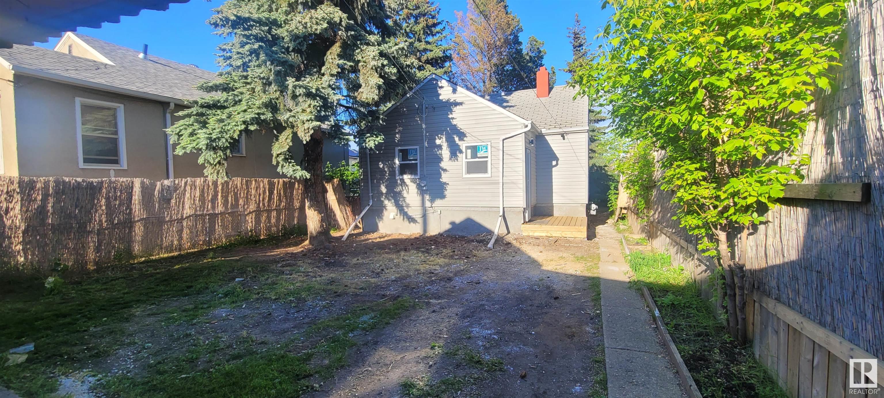      11406 82 ST NW , Edmonton,  ,T5B 2V4 ;  Listing Number: MLS E4417443