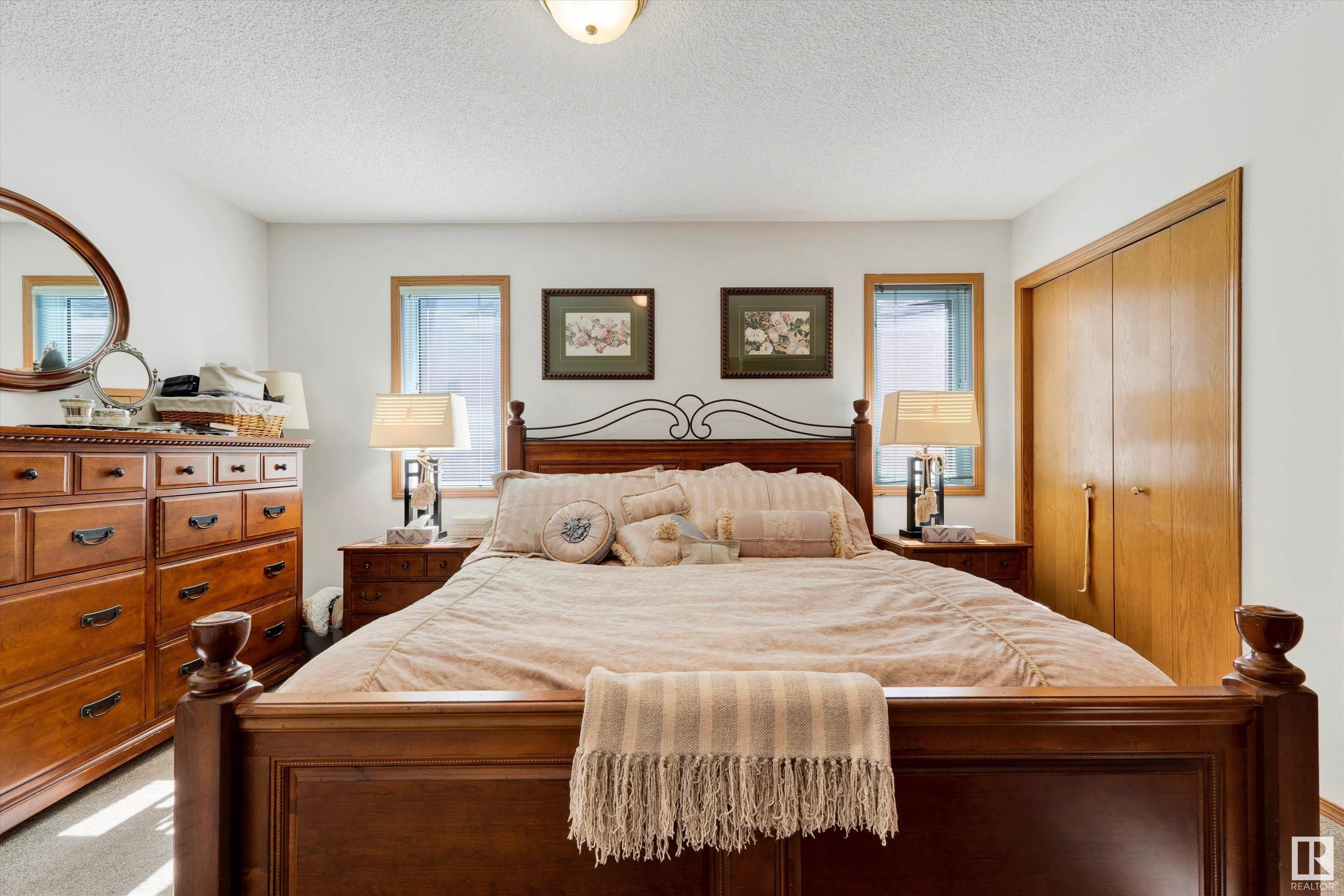      5 OAKVIEW CR , St. Albert,  ,T8N 6H8 ;  Listing Number: MLS E4417445