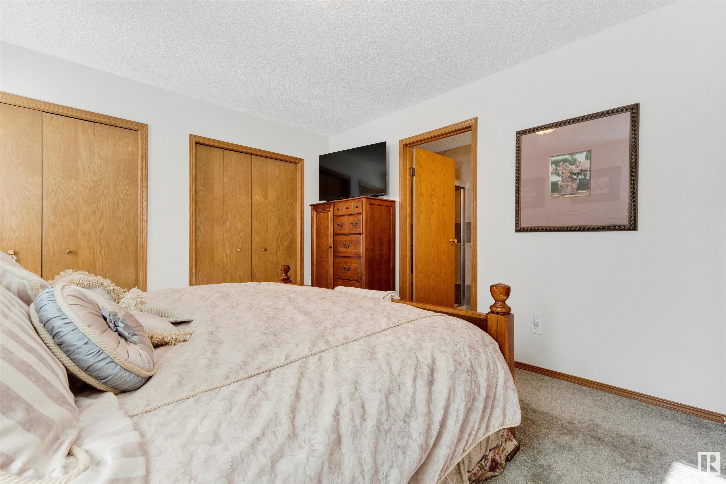      5 OAKVIEW CR , St. Albert,  ,T8N 6H8 ;  Listing Number: MLS E4417445