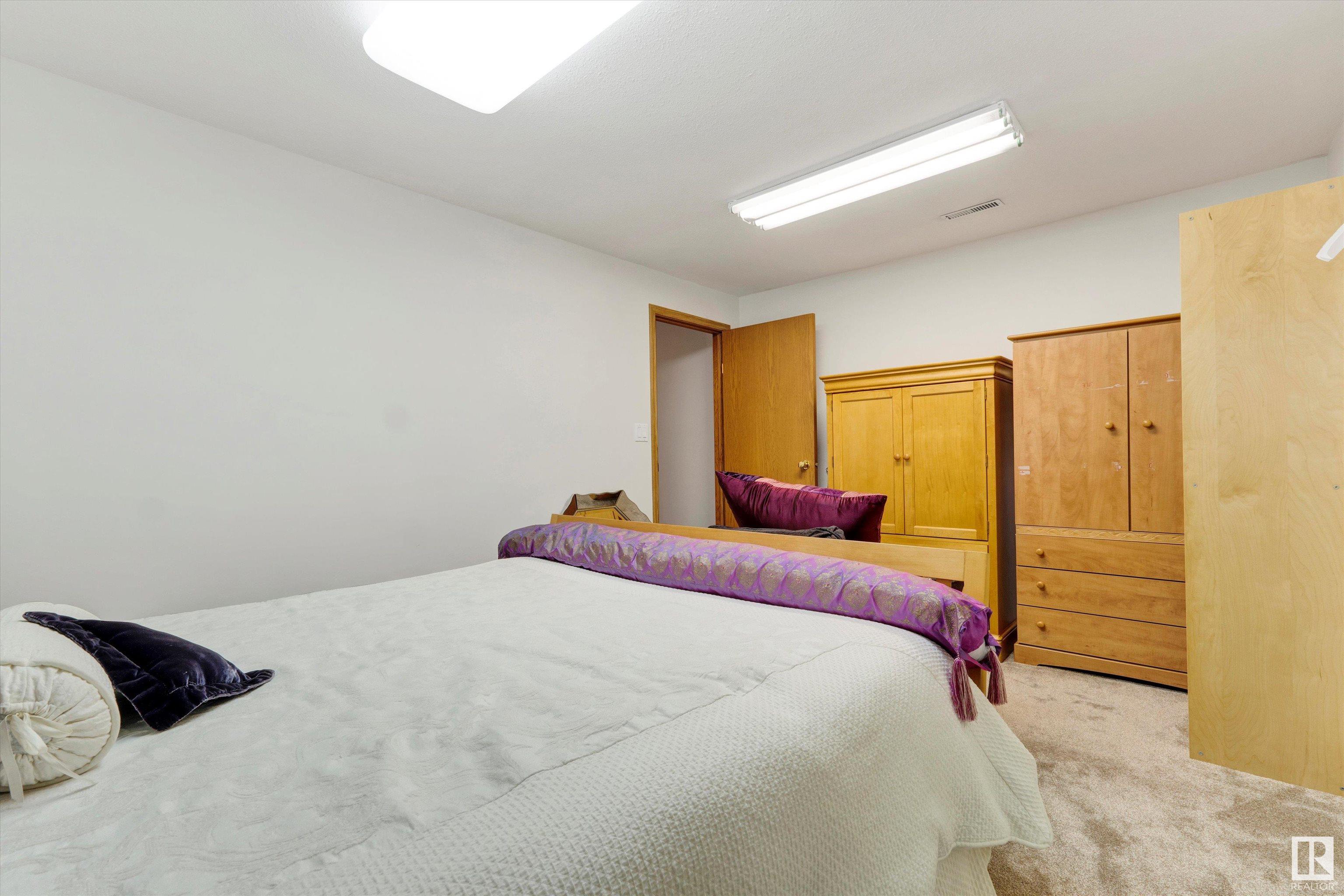      5 OAKVIEW CR , St. Albert,  ,T8N 6H8 ;  Listing Number: MLS E4417445
