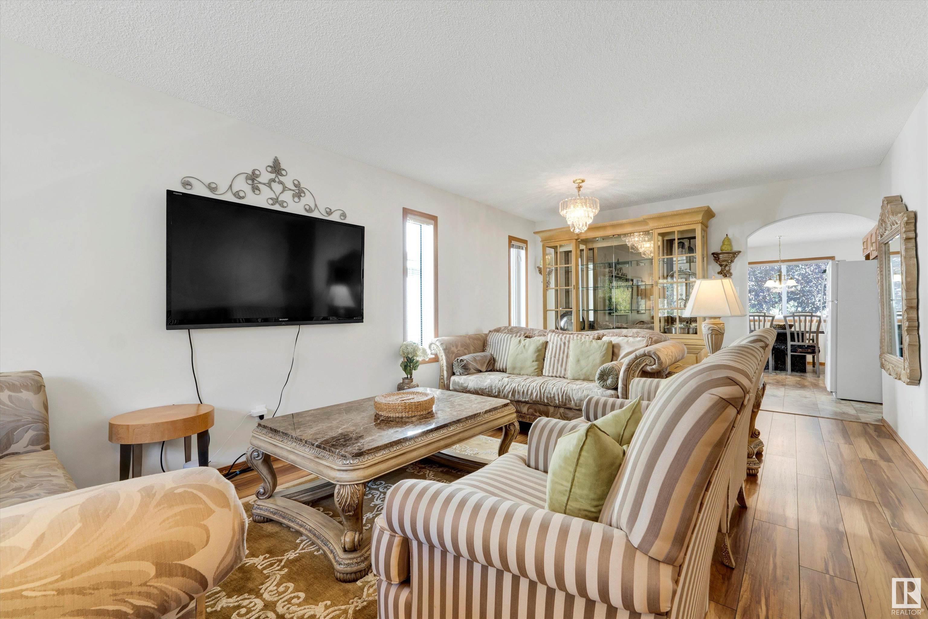      5 OAKVIEW CR , St. Albert,  ,T8N 6H8 ;  Listing Number: MLS E4417445