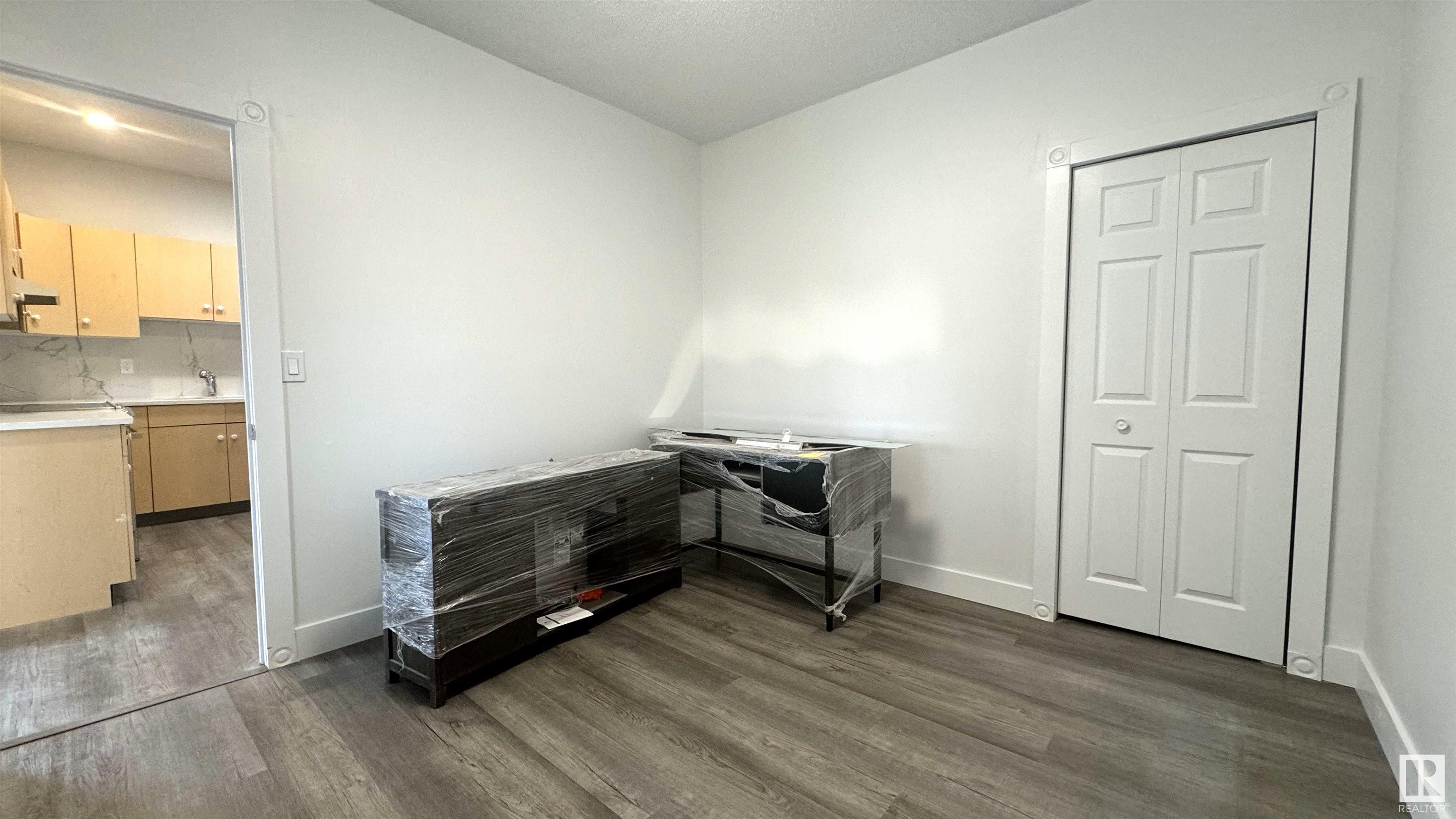      11537 81 ST NW , Edmonton,  ,T5B 2R9 ;  Listing Number: MLS E4417449