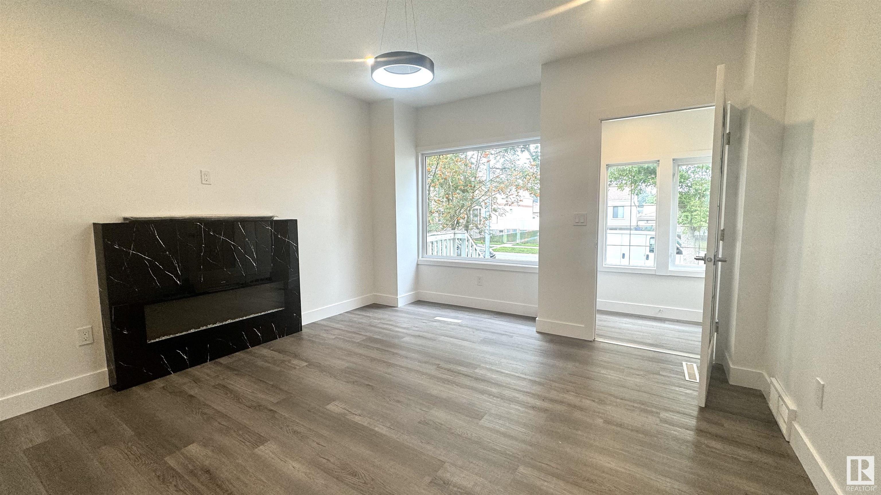      11537 81 ST NW , Edmonton,  ,T5B 2R9 ;  Listing Number: MLS E4417449