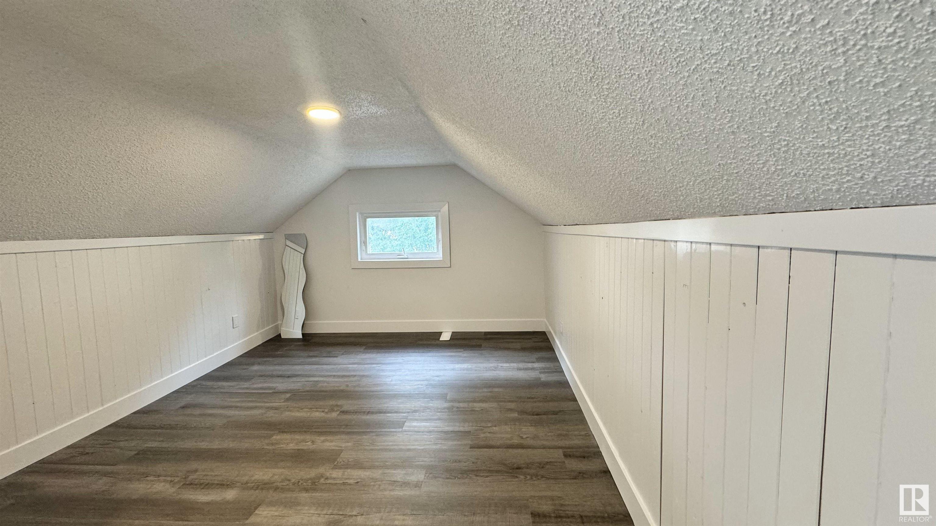      11537 81 ST NW , Edmonton,  ,T5B 2R9 ;  Listing Number: MLS E4417449