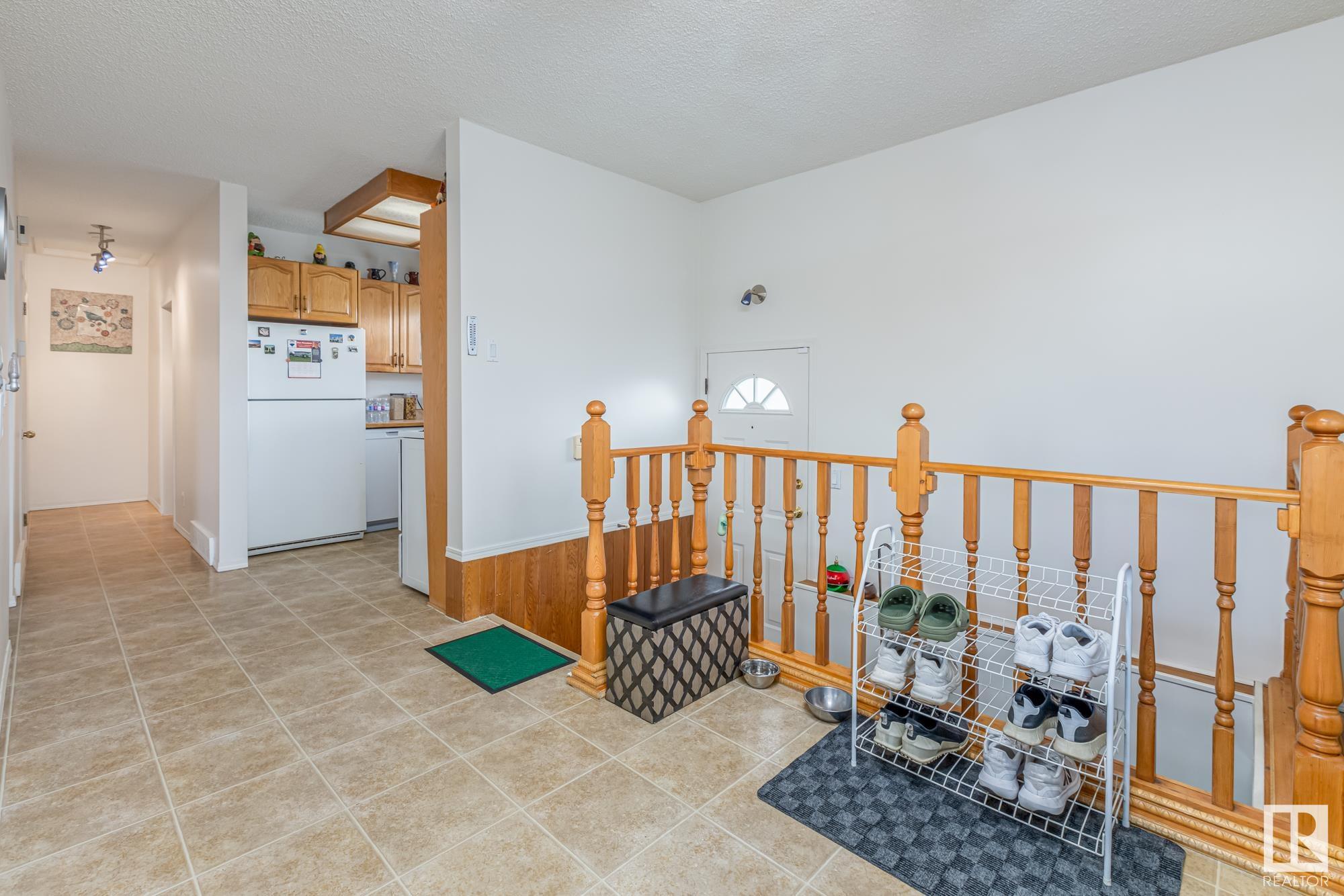      7607 128 AV NW , Edmonton,  ,T5C 1T3 ;  Listing Number: MLS E4417451