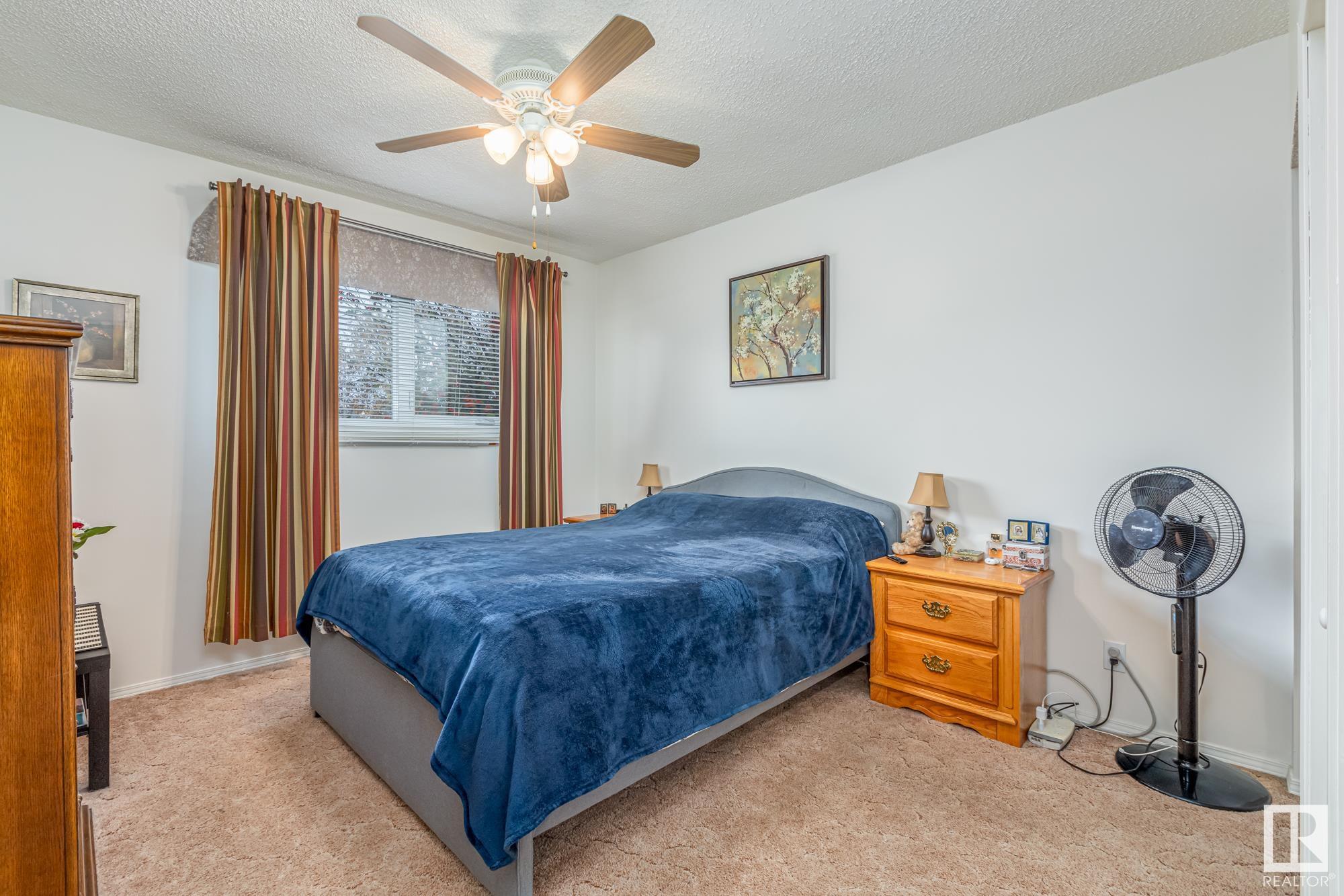      7607 128 AV NW , Edmonton,  ,T5C 1T3 ;  Listing Number: MLS E4417451