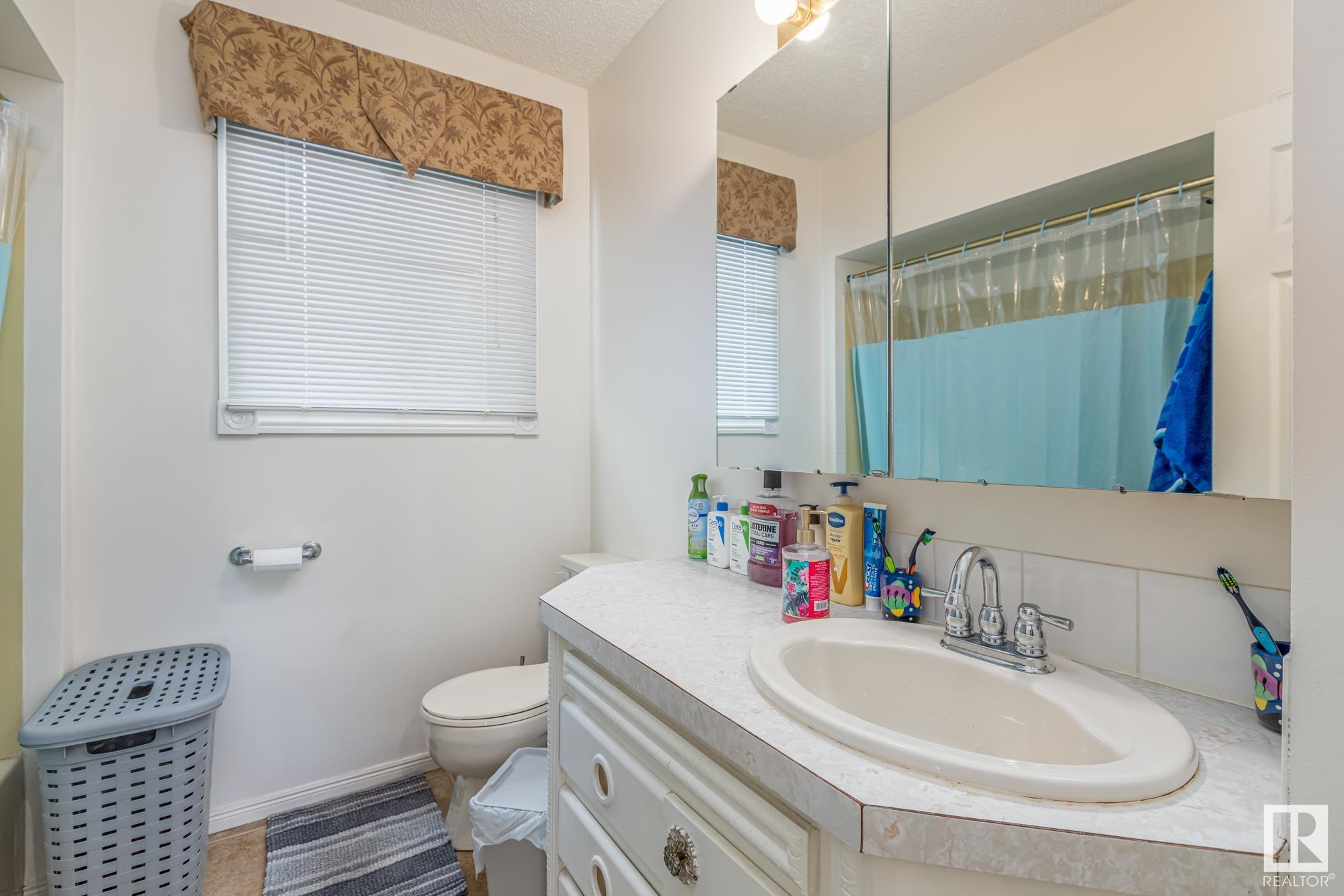      7607 128 AV NW , Edmonton,  ,T5C 1T3 ;  Listing Number: MLS E4417451