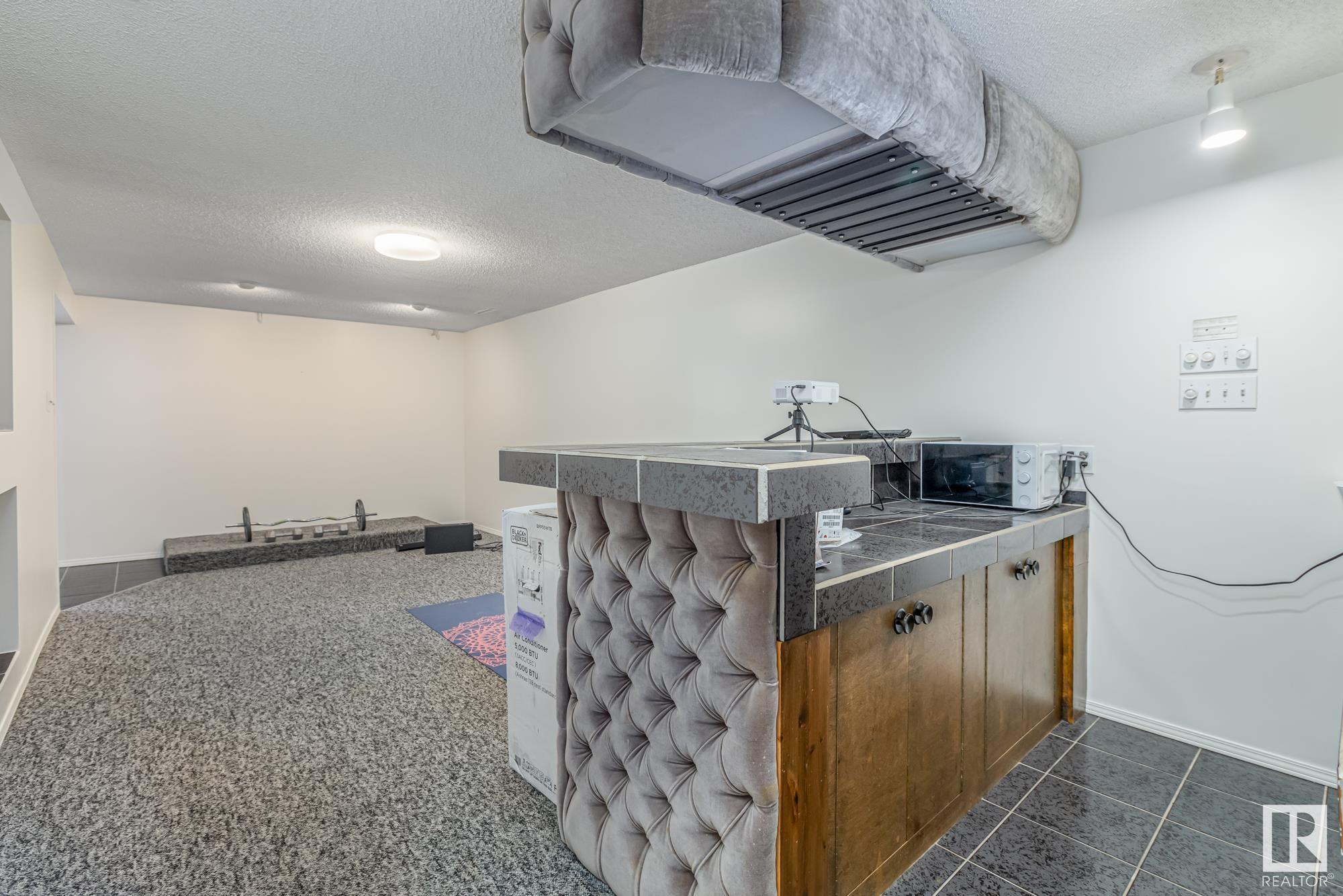      7607 128 AV NW , Edmonton,  ,T5C 1T3 ;  Listing Number: MLS E4417451
