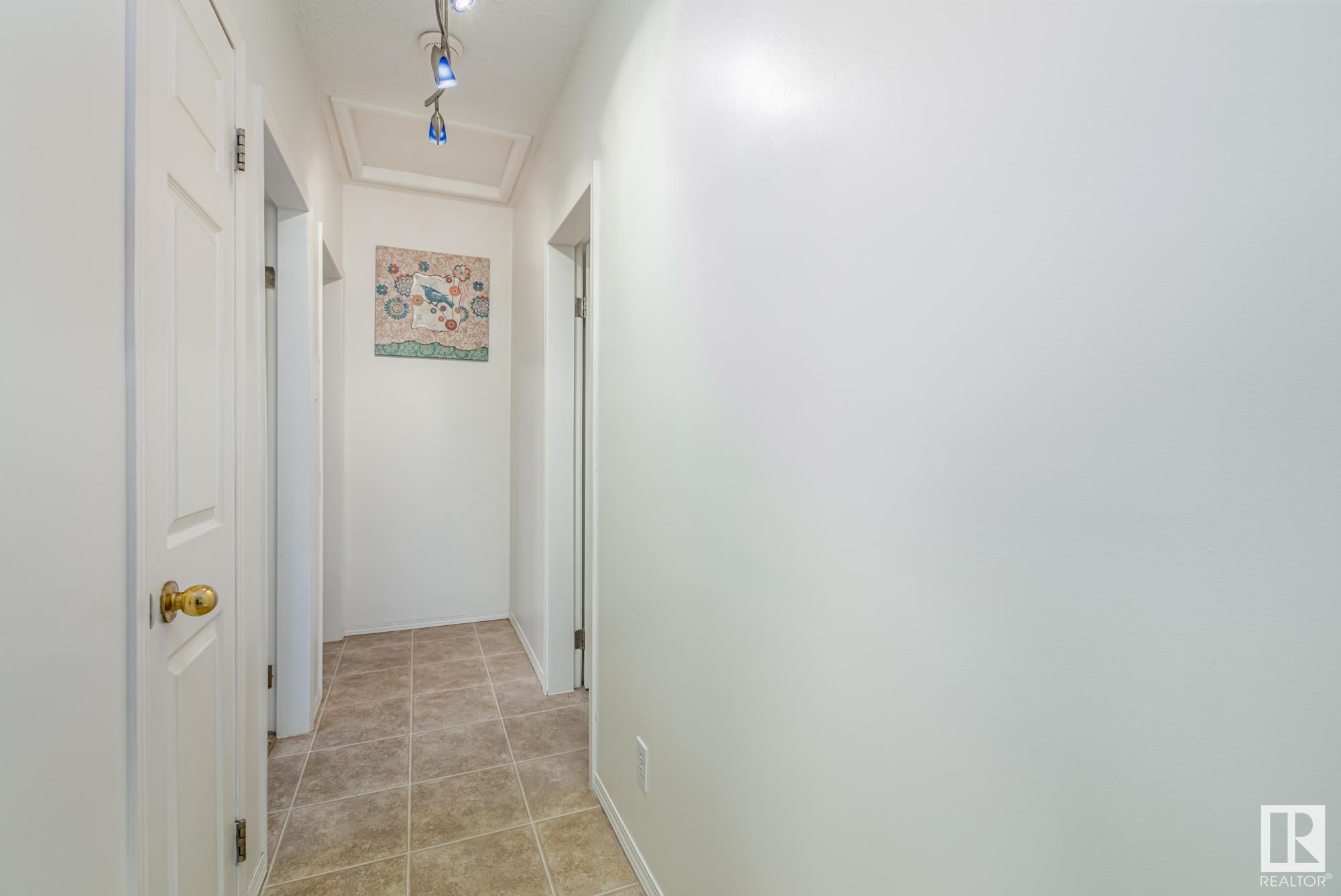      7607 128 AV NW , Edmonton,  ,T5C 1T3 ;  Listing Number: MLS E4417451