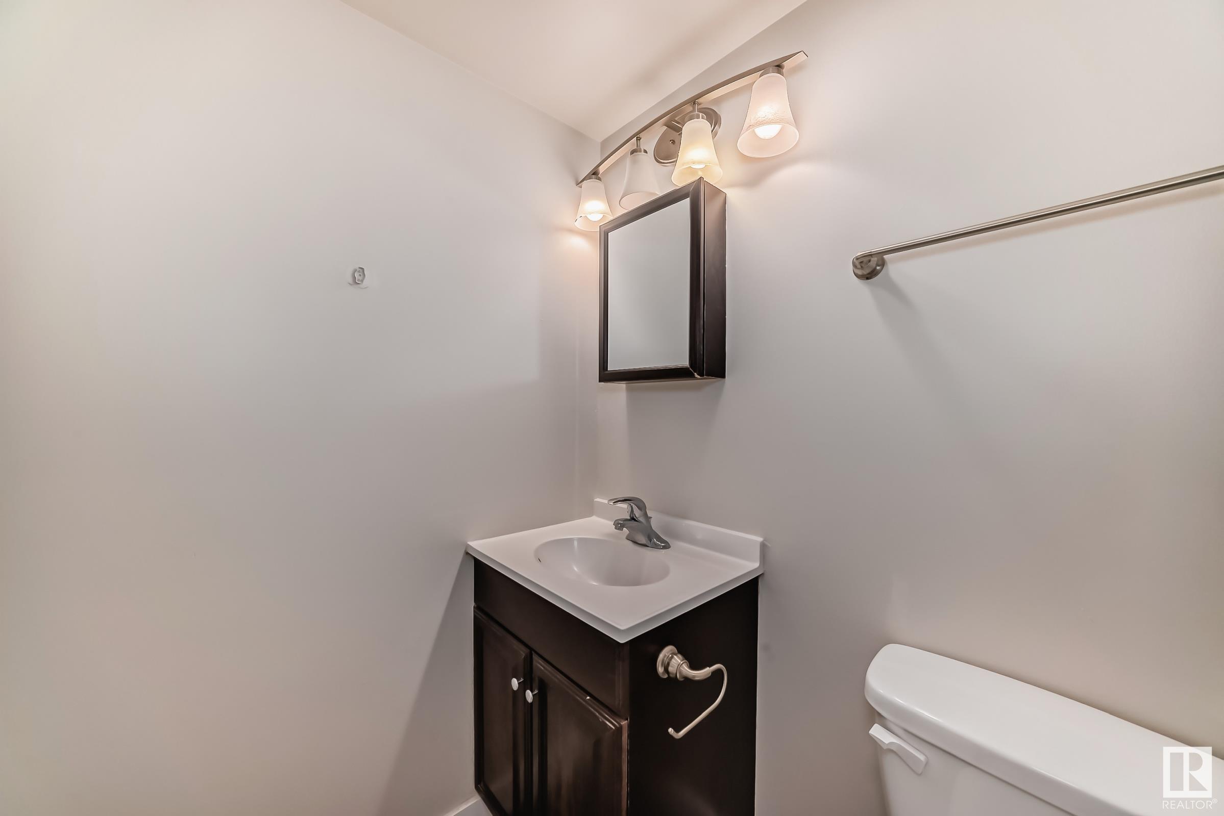      #206 10140 120 ST NW , Edmonton,  ,T5K 1Z8 ;  Listing Number: MLS E4417480