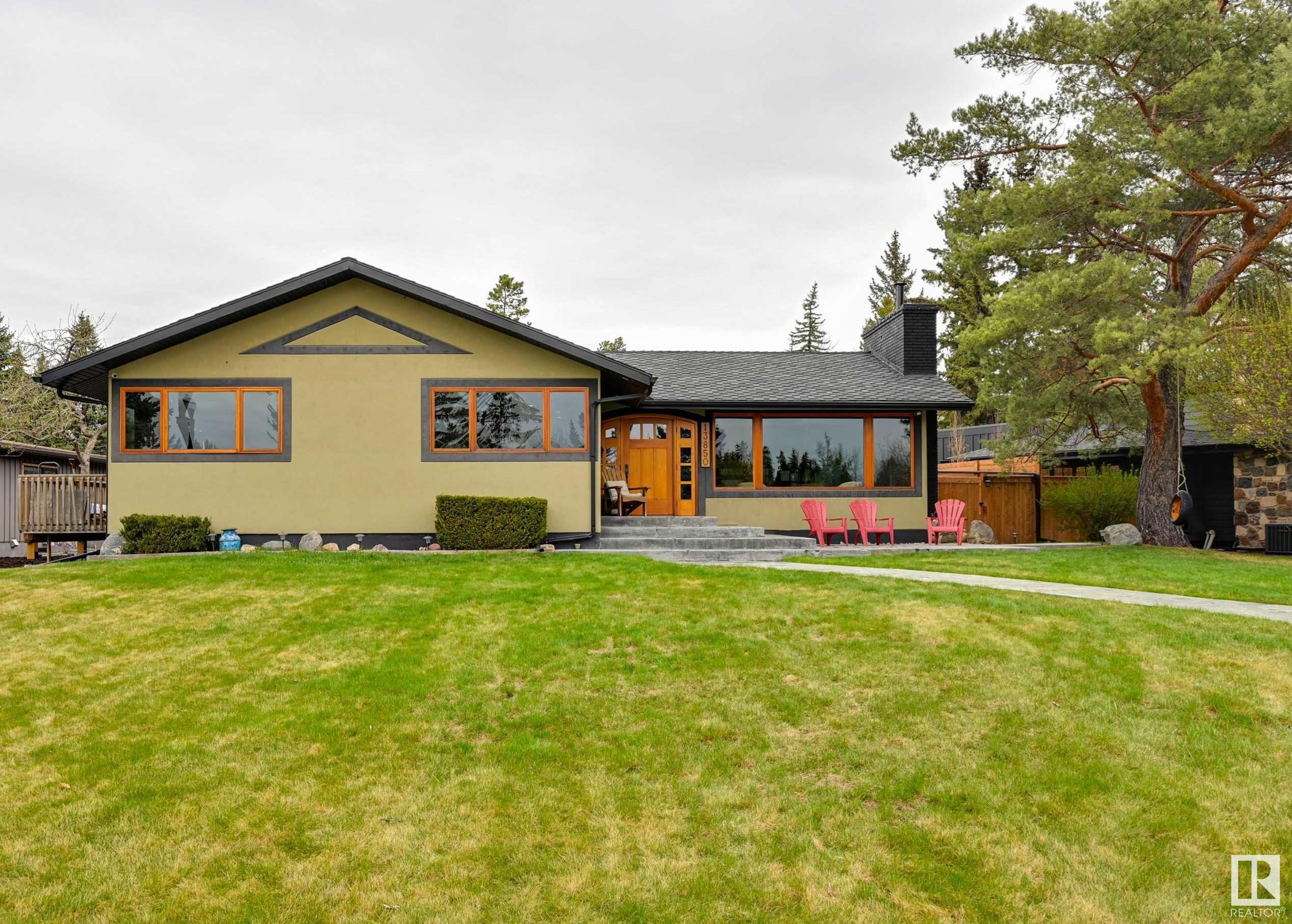      13850 RAVINE DR NW , Edmonton,  ,T5N 3M1 ;  Listing Number: MLS E4417481