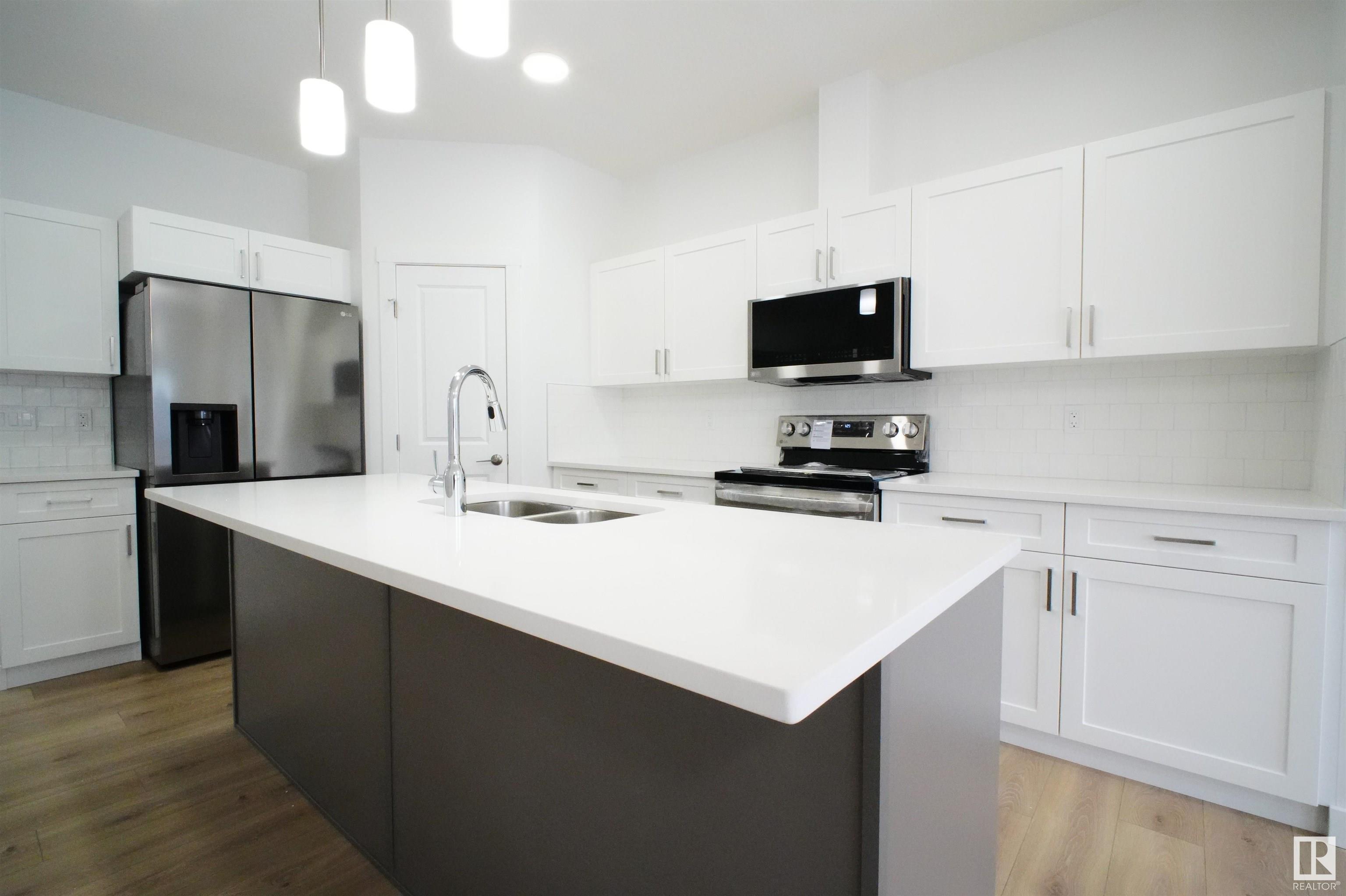      304 28 ST SW , Edmonton,  ,T6X 3E8 ;  Listing Number: MLS E4417495