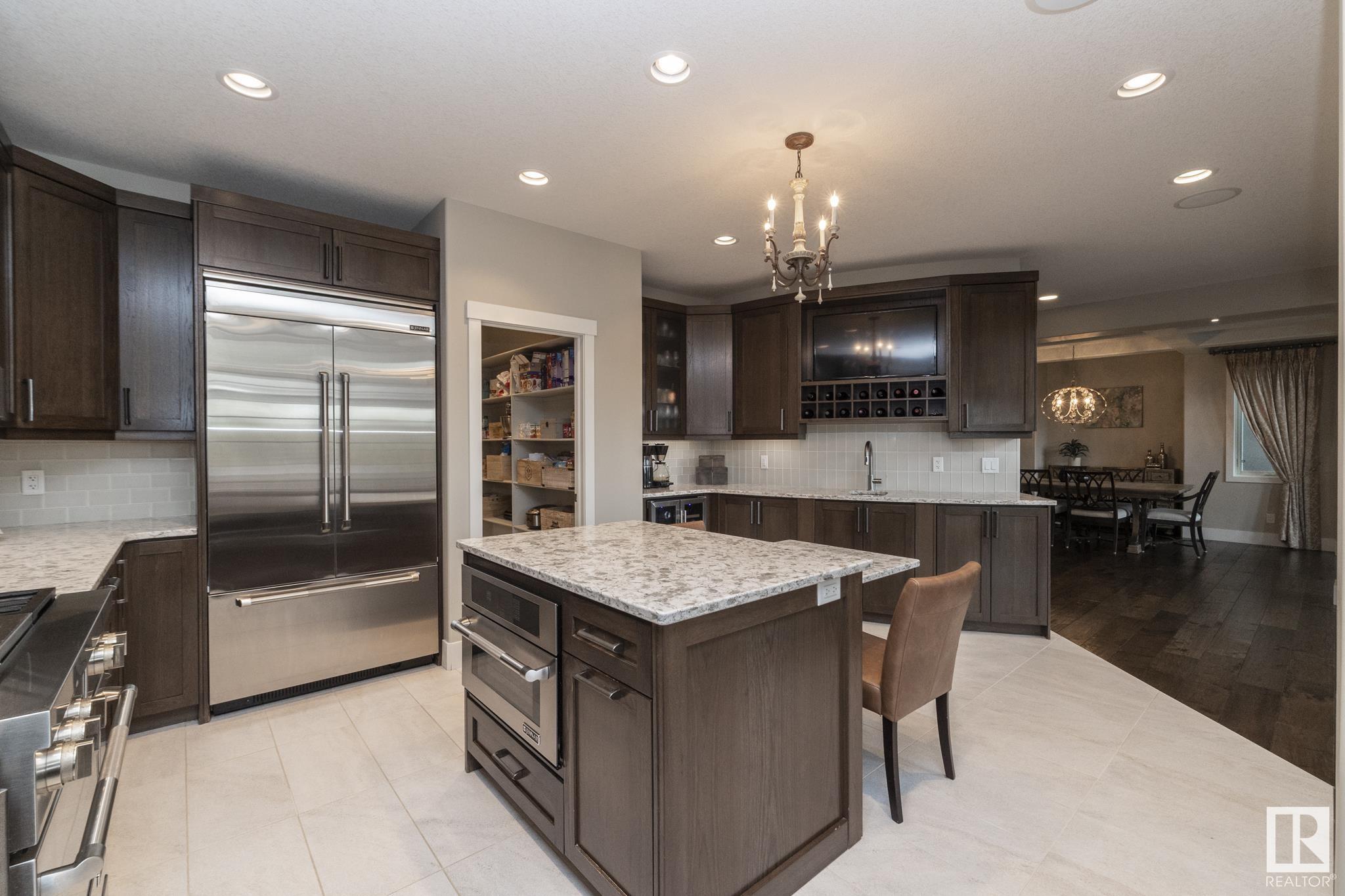      605 HOWATT DR SW , Edmonton,  ,T6W 2T6 ;  Listing Number: MLS E4417499