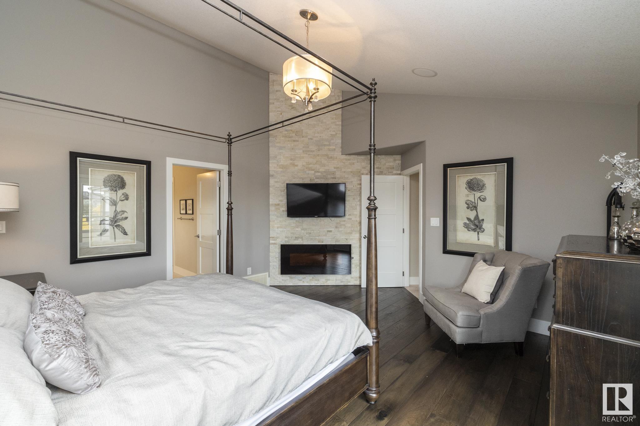      605 HOWATT DR SW , Edmonton,  ,T6W 2T6 ;  Listing Number: MLS E4417499