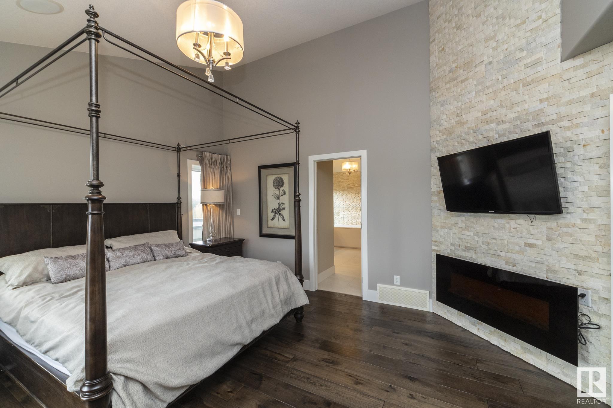      605 HOWATT DR SW , Edmonton,  ,T6W 2T6 ;  Listing Number: MLS E4417499