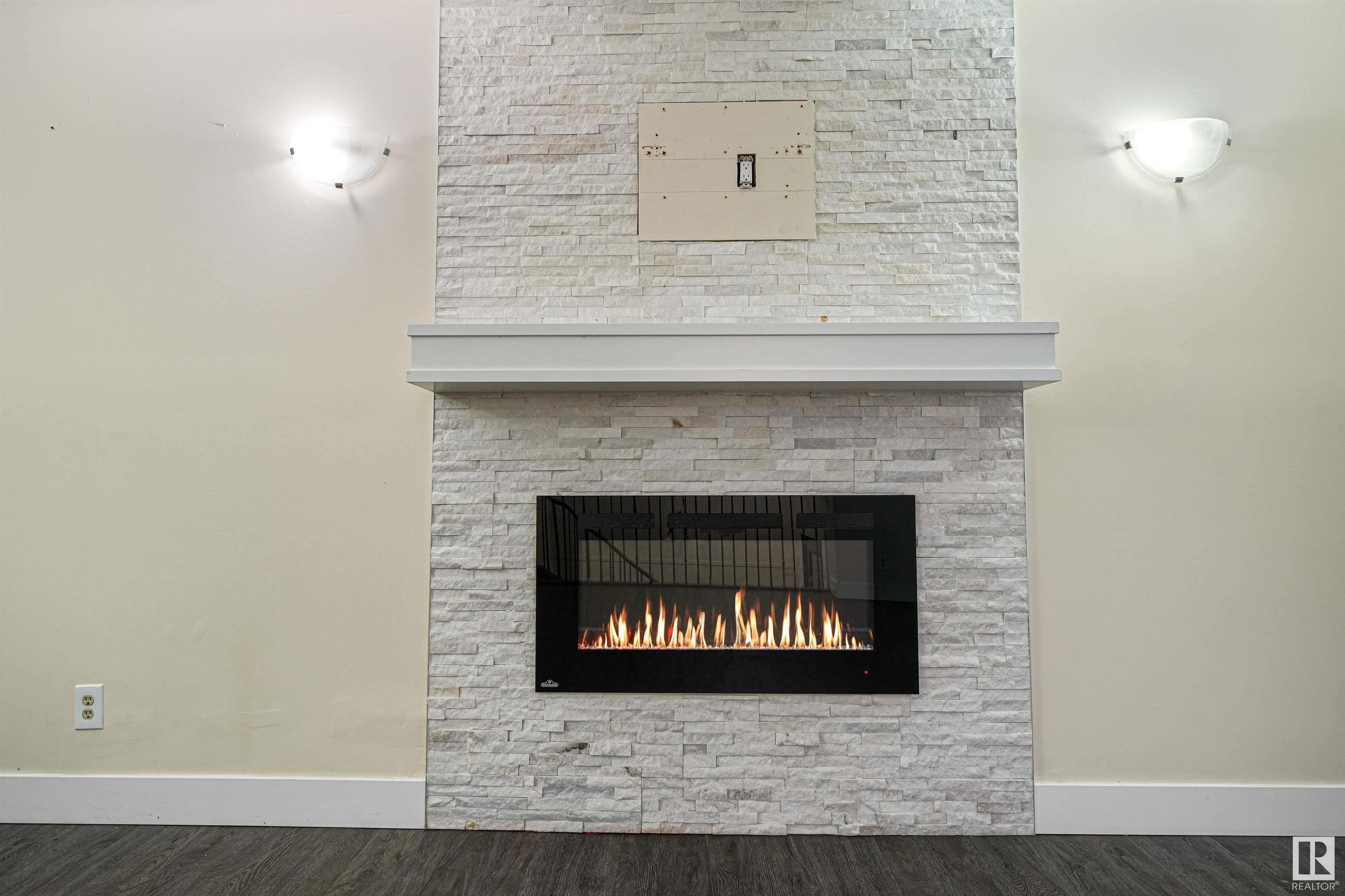      1207 54 ST NW , Edmonton,  ,T6L 6J7 ;  Listing Number: MLS E4417524