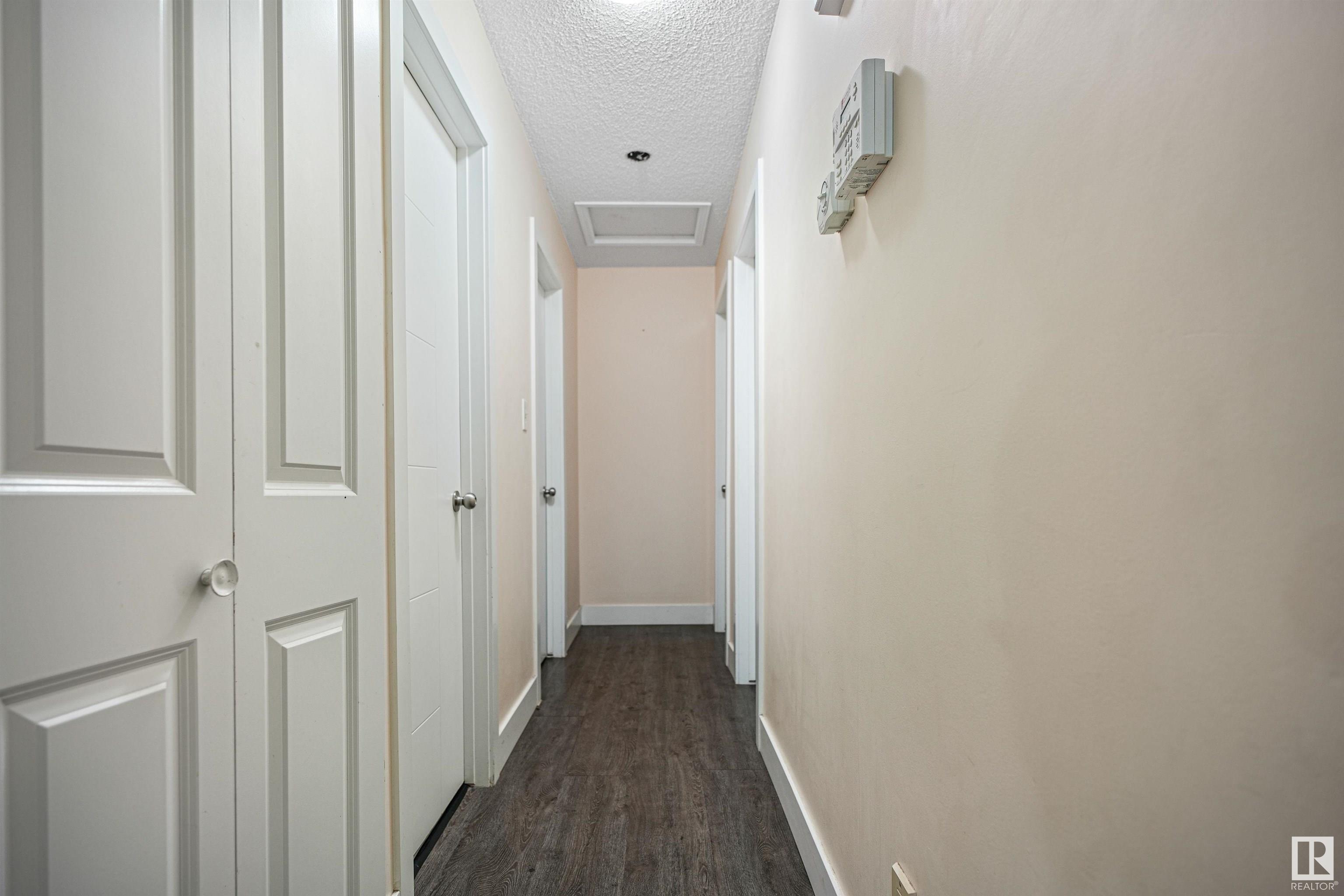      1207 54 ST NW , Edmonton,  ,T6L 6J7 ;  Listing Number: MLS E4417524