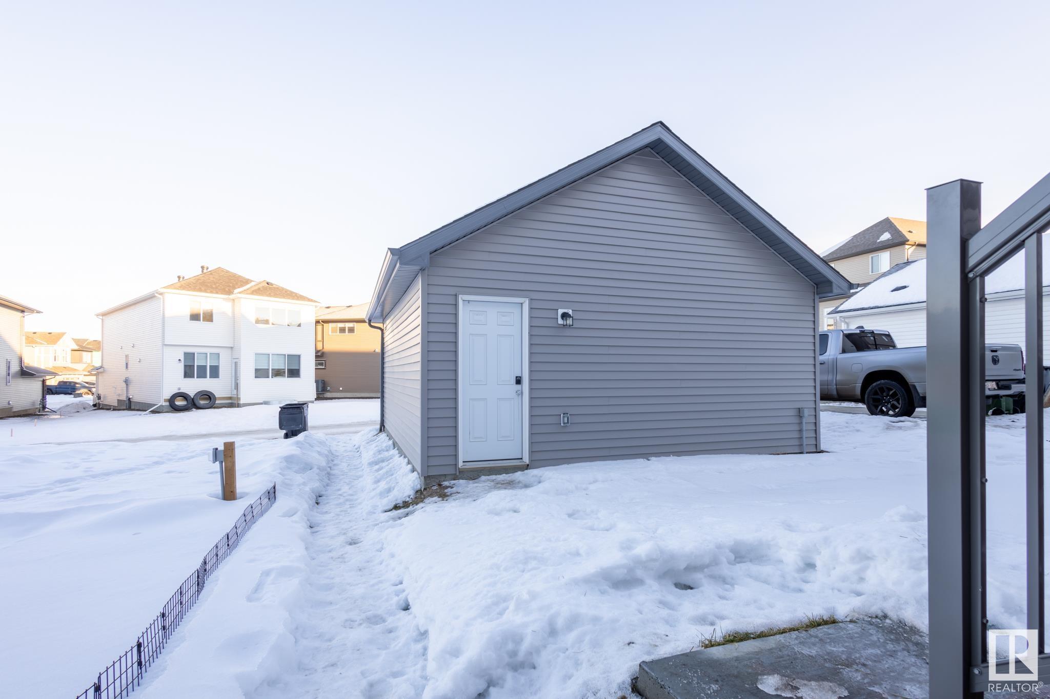      5016 KINNEY LI SW , Edmonton,  ,T6W 5G4 ;  Listing Number: MLS E4417538