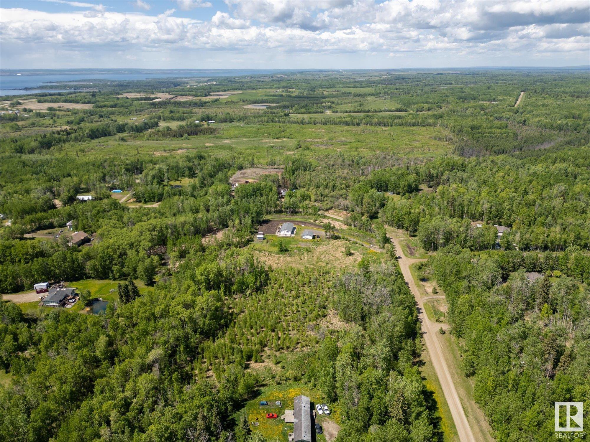      32-53222 RGE RD 34 , Rural Parkland County,  ,T0E 0N0 ;  Listing Number: MLS E4417552