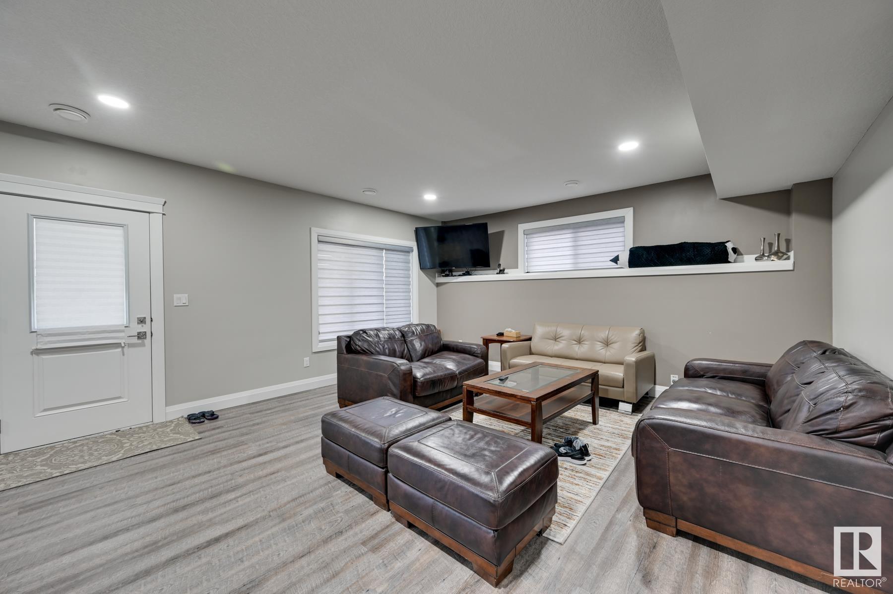      3801 48 AV , Beaumont,  ,T4X 1Y8 ;  Listing Number: MLS E4417563