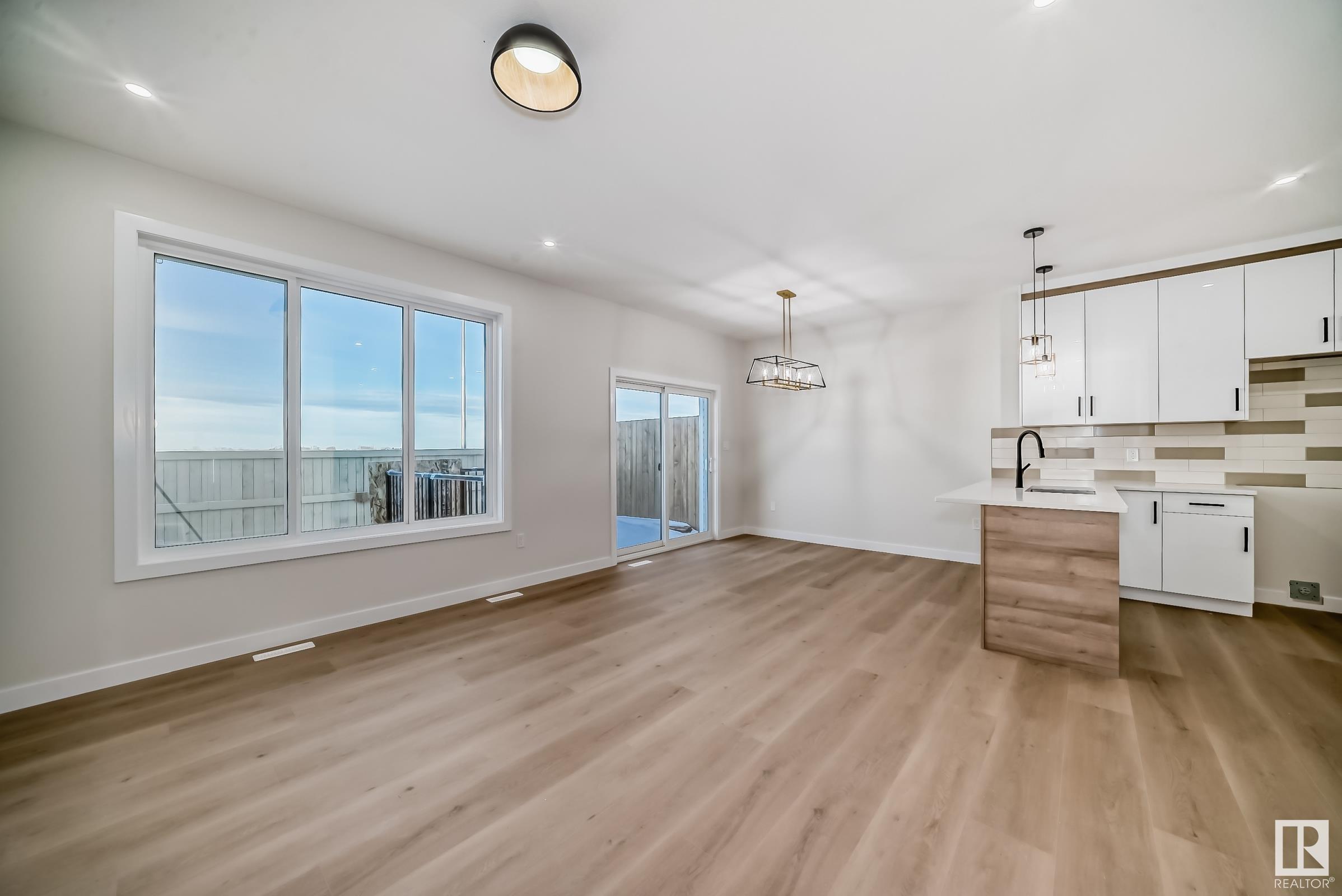     3722 67 ST , Beaumont,  ,T6L 7B7 ;  Listing Number: MLS E4417575
