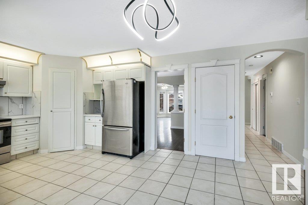      3732 28 ST NW , Edmonton,  ,T6T 1M2 ;  Listing Number: MLS E4417578