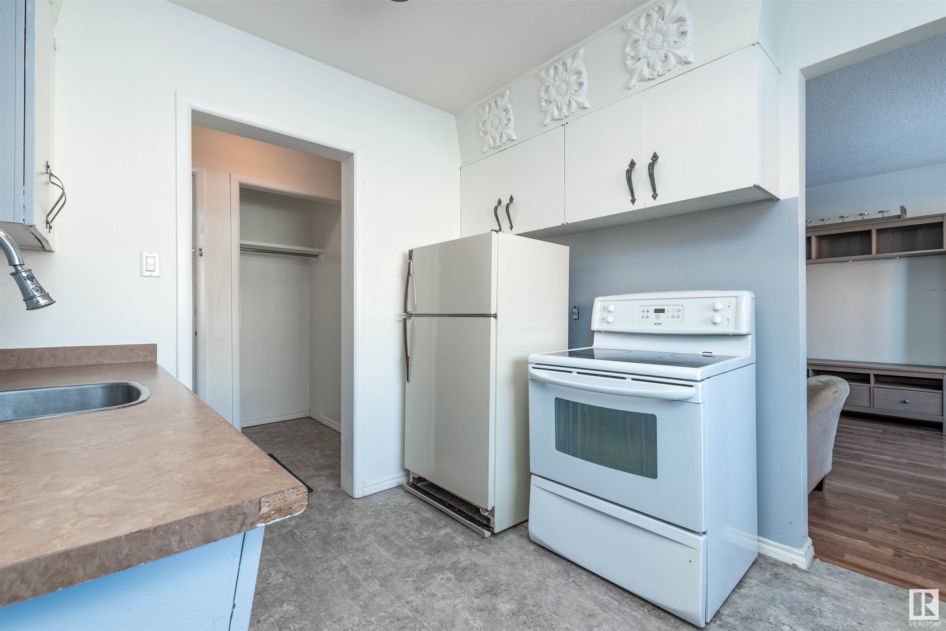     #7 9750 62 ST NW , Edmonton,  ,T6B 1P6 ;  Listing Number: MLS E4417582