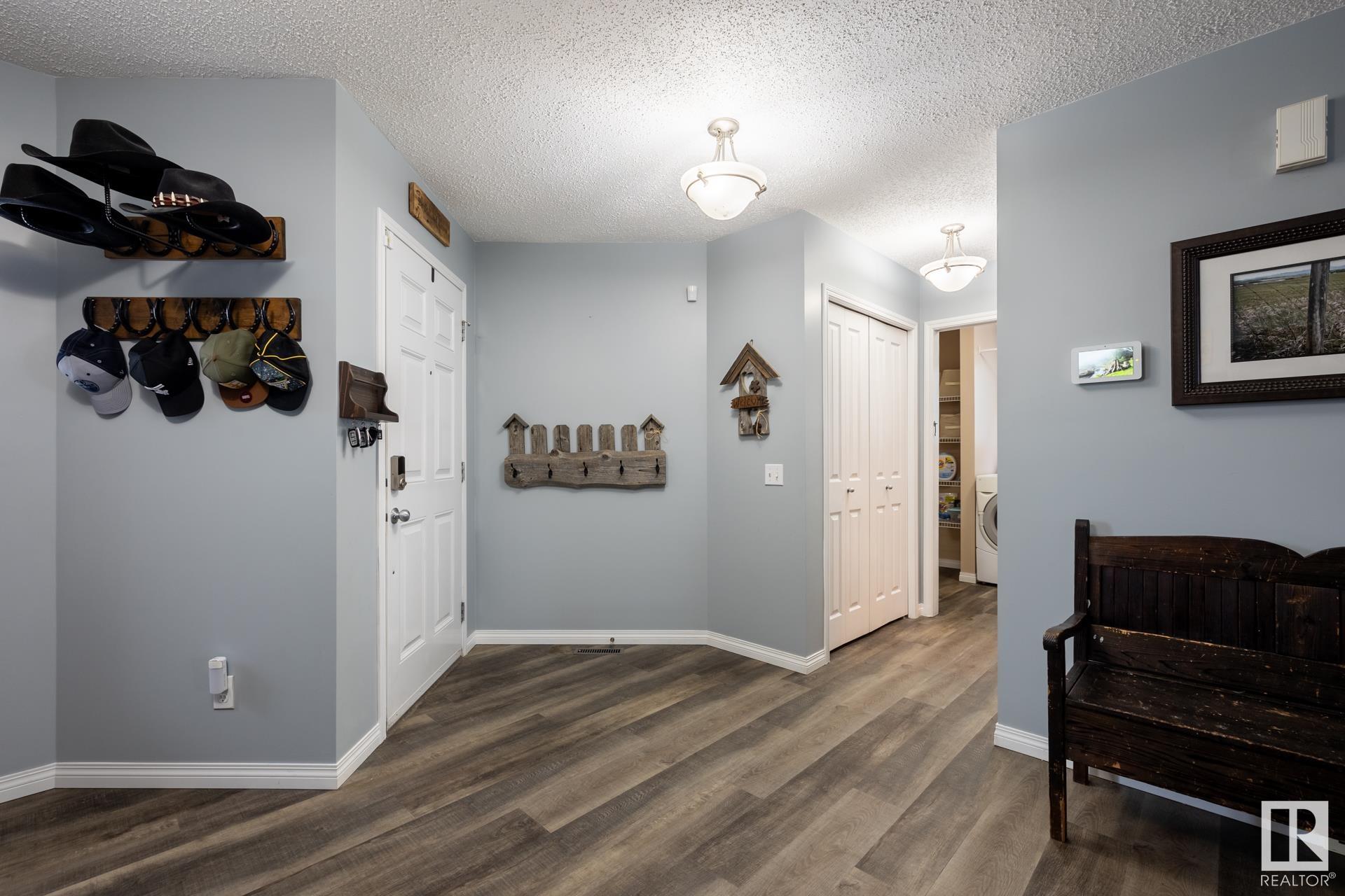      16215 48 ST NW , Edmonton,  ,T5Y 3H6 ;  Listing Number: MLS E4417584