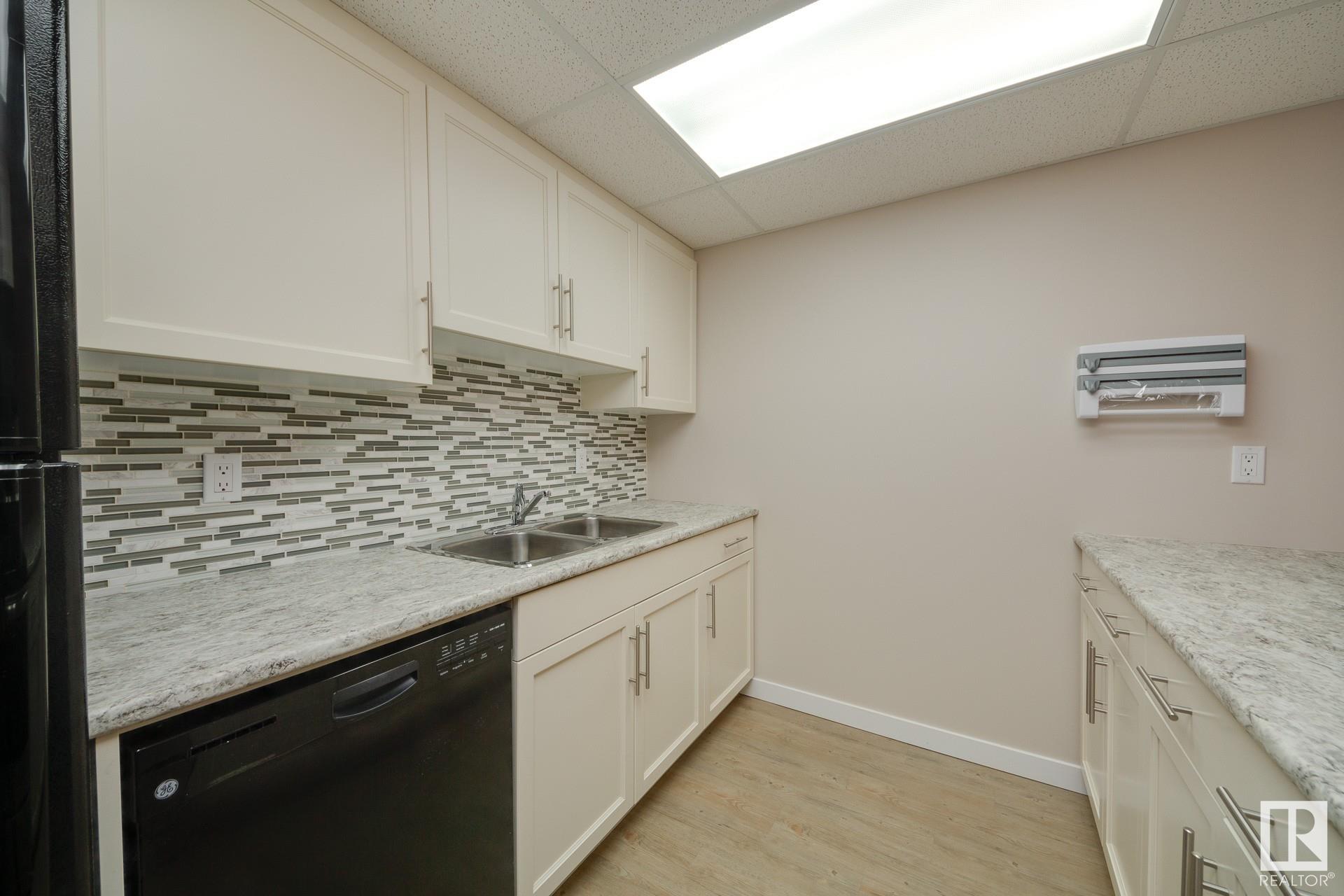      #220 10404 24 AV NW , Edmonton,  ,T6J 4J7 ;  Listing Number: MLS E4417588