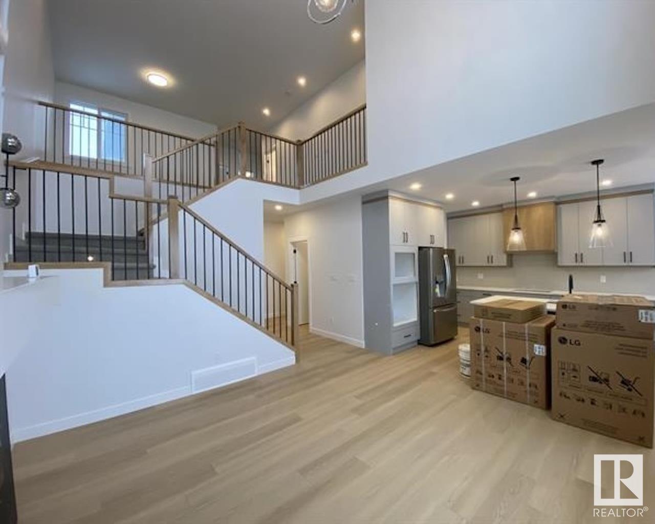      #UPPER 137 WYATT RG , Fort Saskatchewan,  ,T8L 0Z8 ;  Listing Number: MLS E4417594