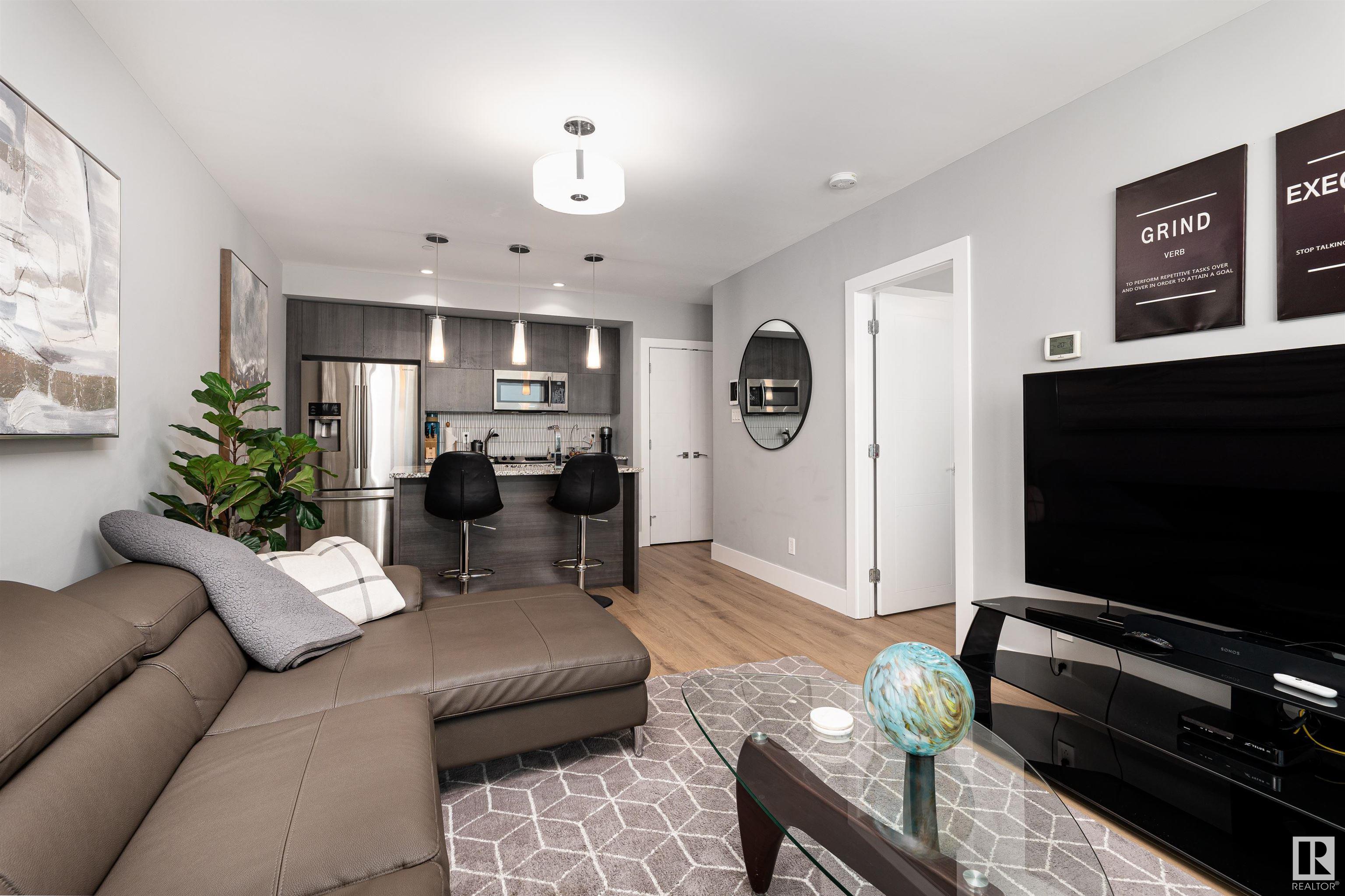      #1404 11969 JASPER AV NW , Edmonton,  ,T5K 0P1 ;  Listing Number: MLS E4417598