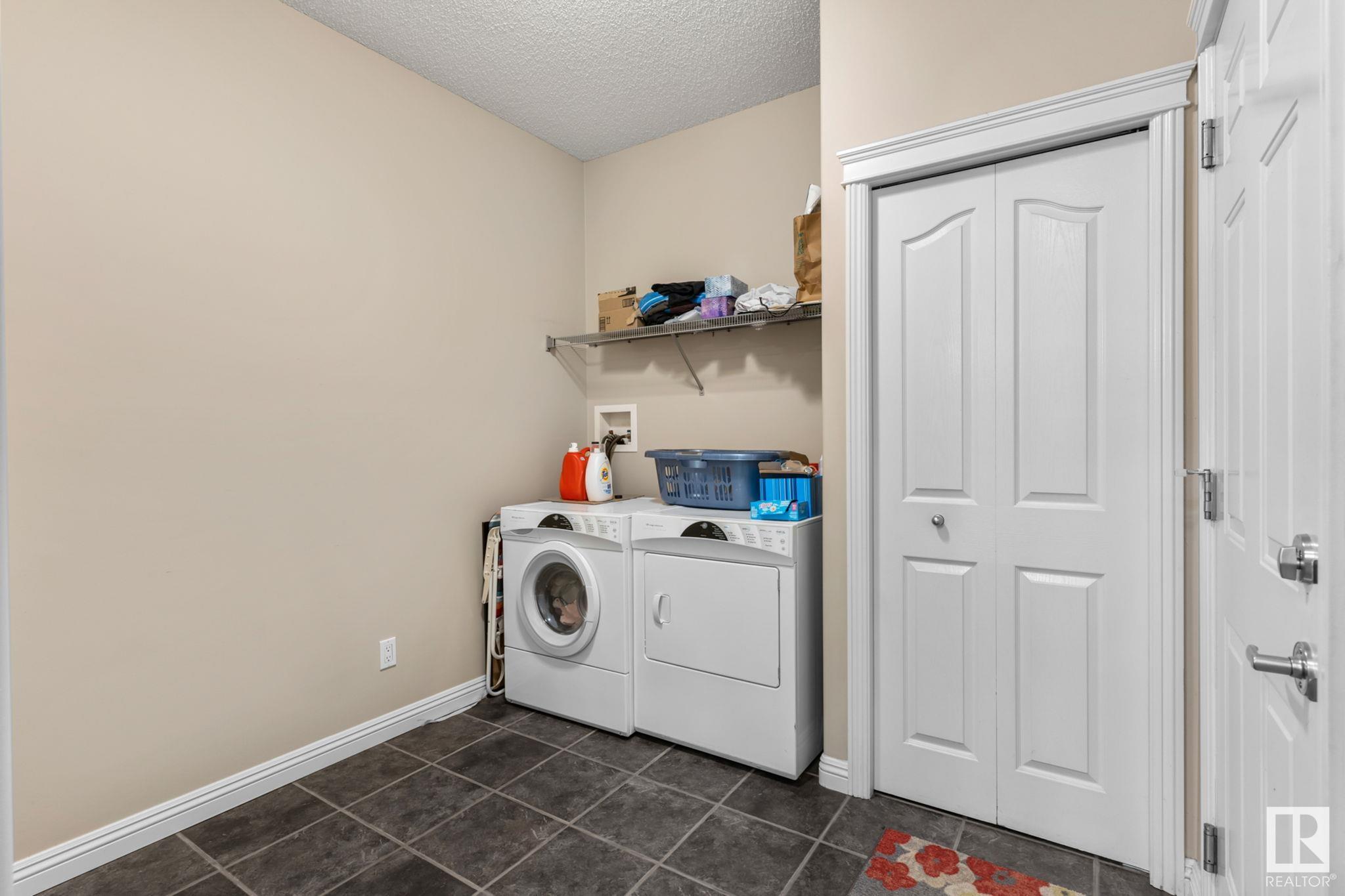      2615 HANNA CR NW , Edmonton,  ,T6R 3C9 ;  Listing Number: MLS E4417605