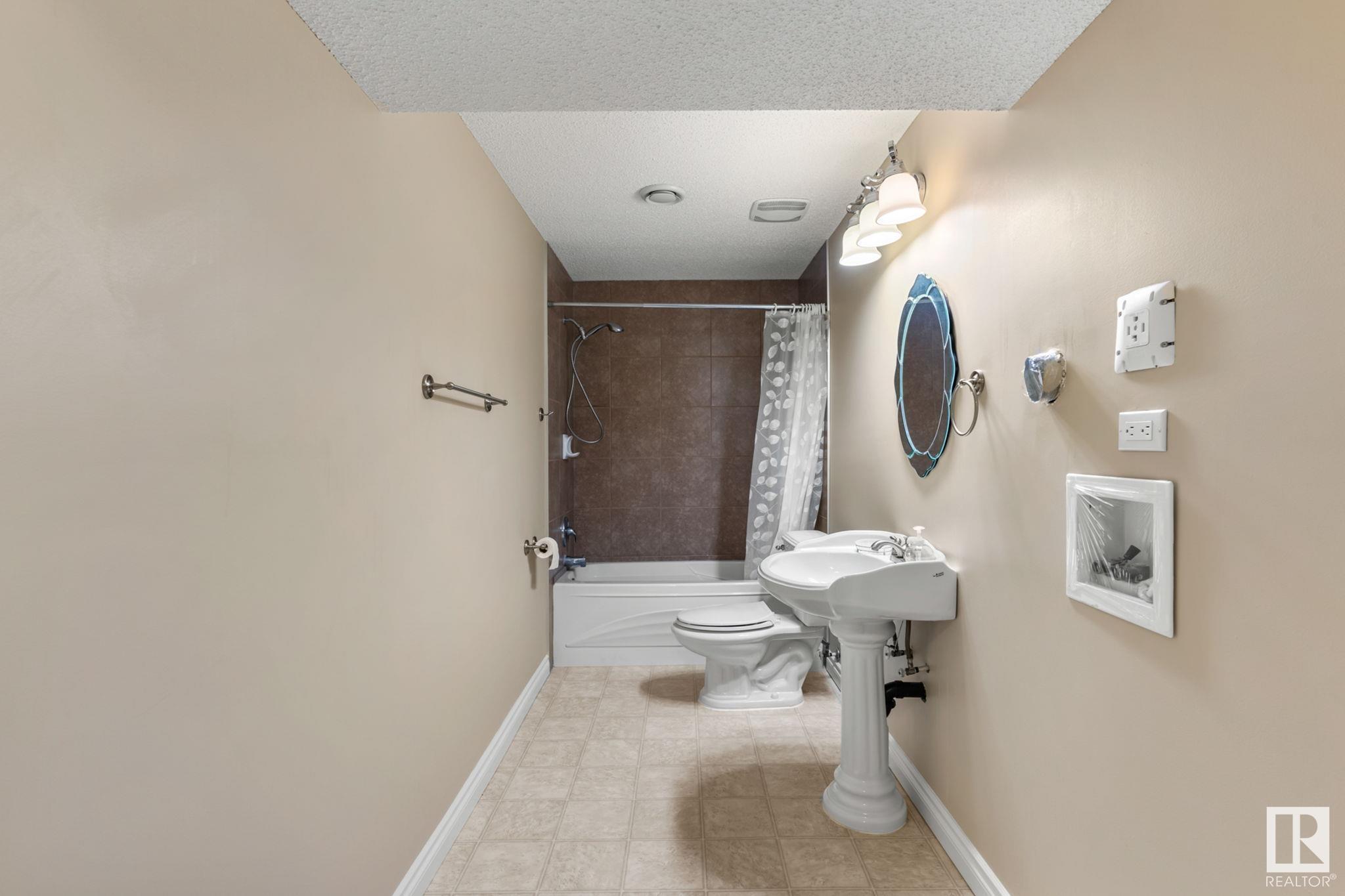      2615 HANNA CR NW , Edmonton,  ,T6R 3C9 ;  Listing Number: MLS E4417605