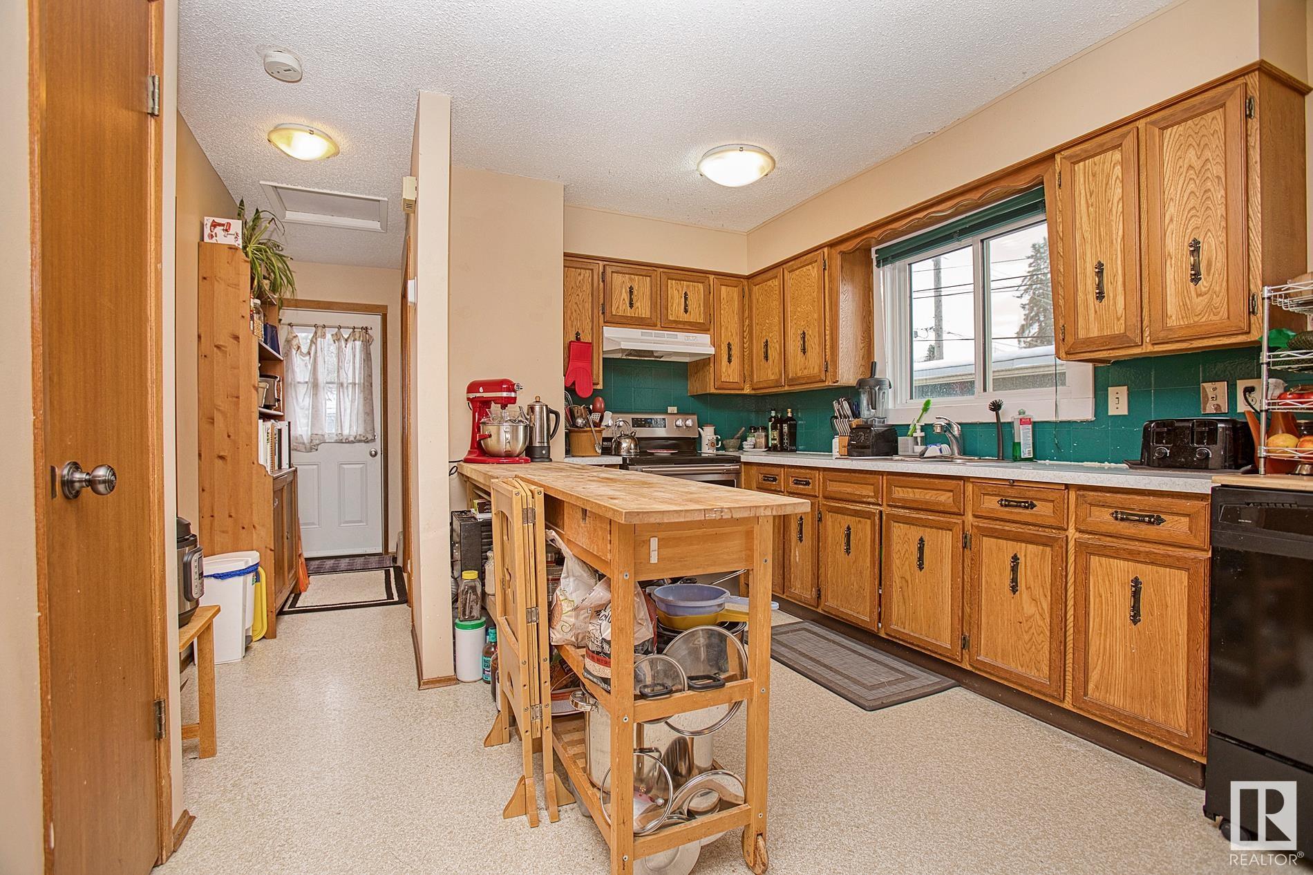      14411 106 AV NW , Edmonton,  ,T5N 3Z3 ;  Listing Number: MLS E4417636