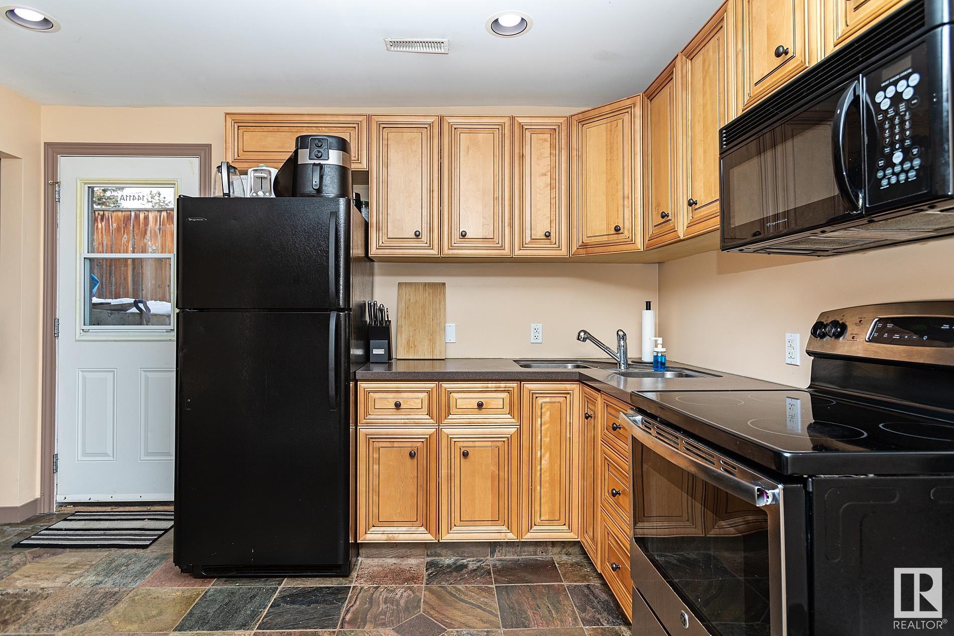      14411 106 AV NW , Edmonton,  ,T5N 3Z3 ;  Listing Number: MLS E4417636