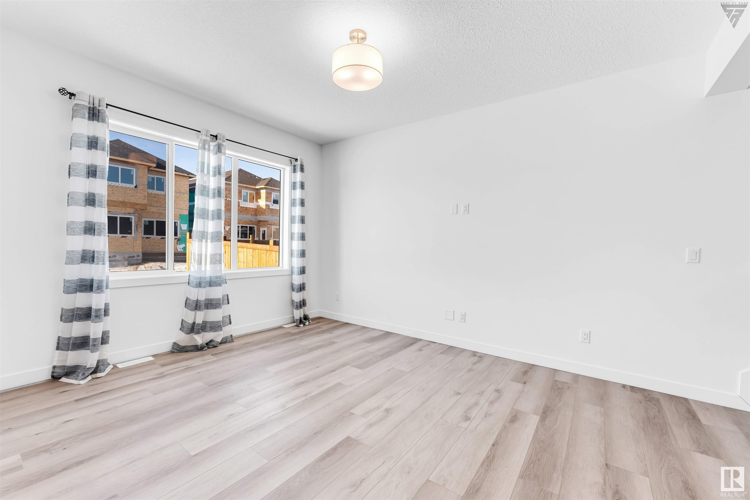      9324 226 ST NW , Edmonton,  ,T5T 7R5 ;  Listing Number: MLS E4417644
