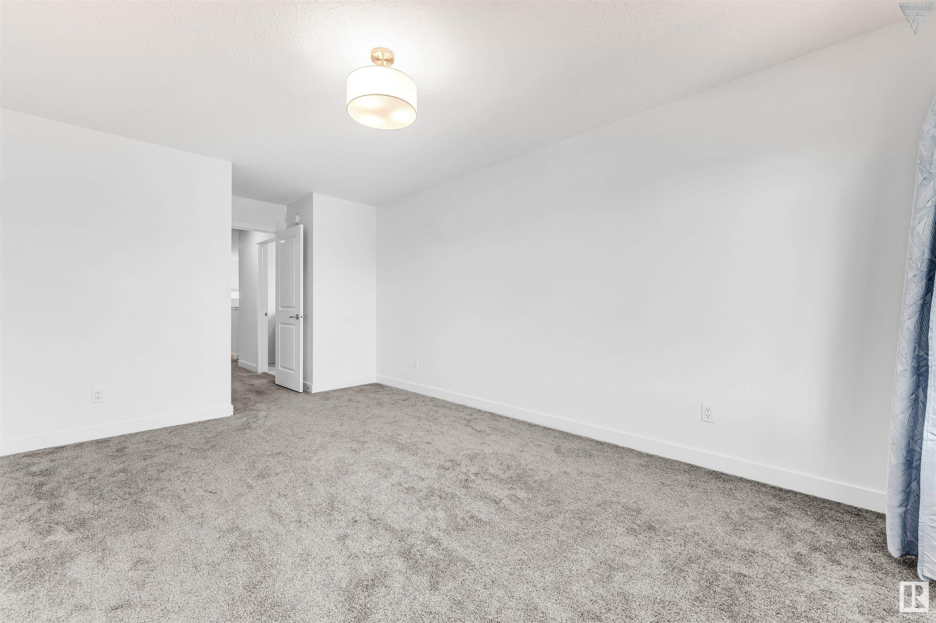      9324 226 ST NW , Edmonton,  ,T5T 7R5 ;  Listing Number: MLS E4417644