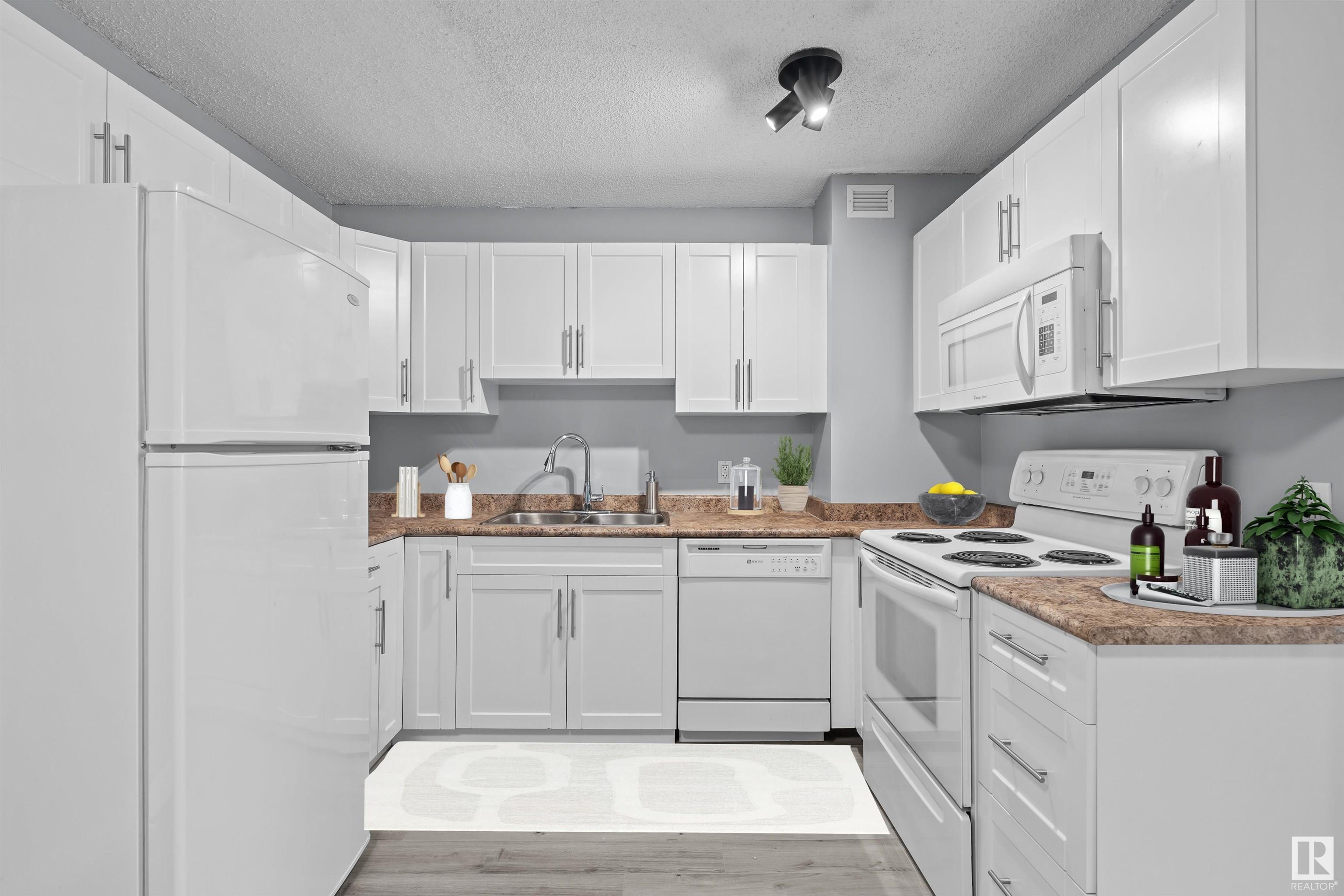      #308 9710 105 ST NW , Edmonton,  ,T5K 1A4 ;  Listing Number: MLS E4417659
