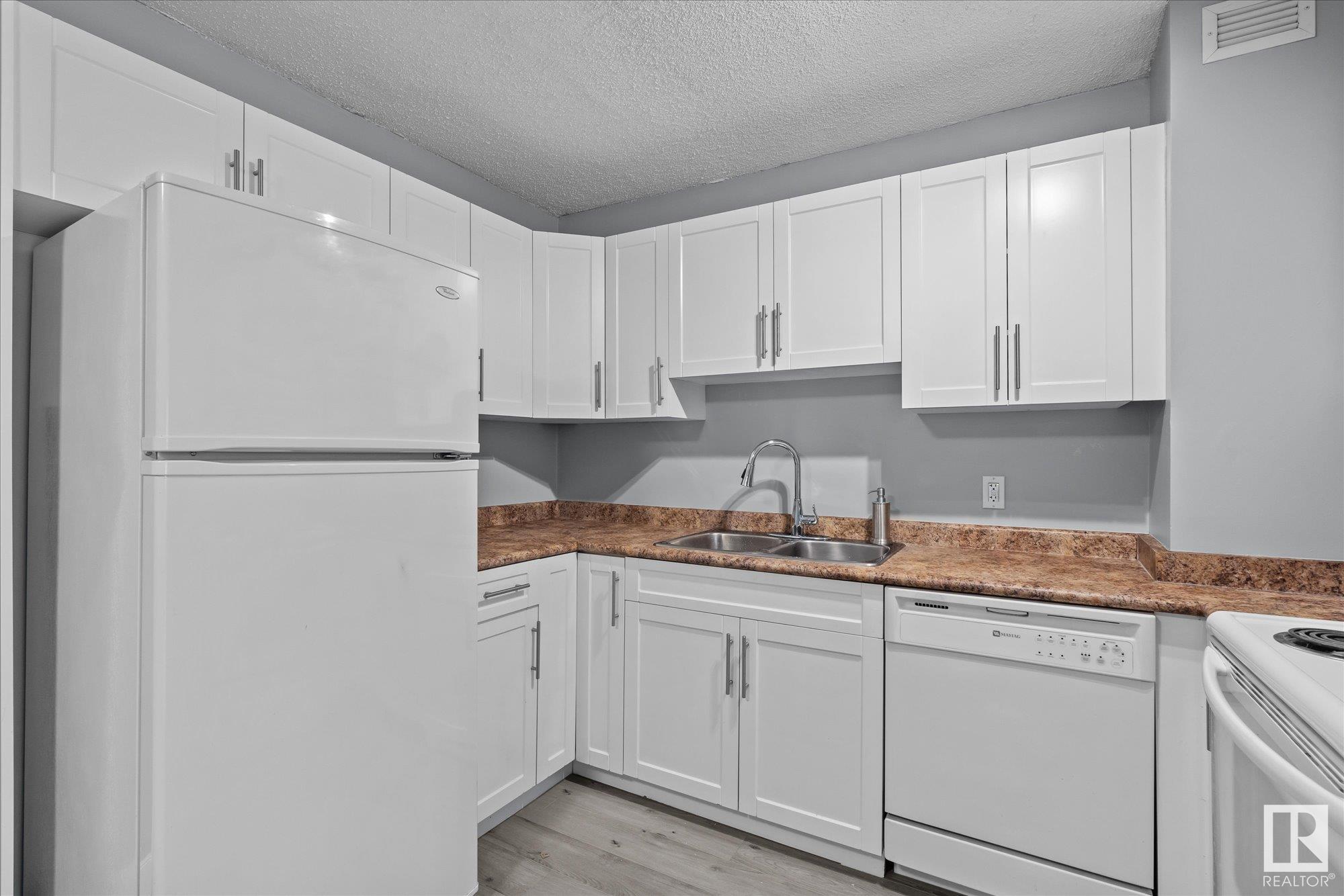      #308 9710 105 ST NW , Edmonton,  ,T5K 1A4 ;  Listing Number: MLS E4417659