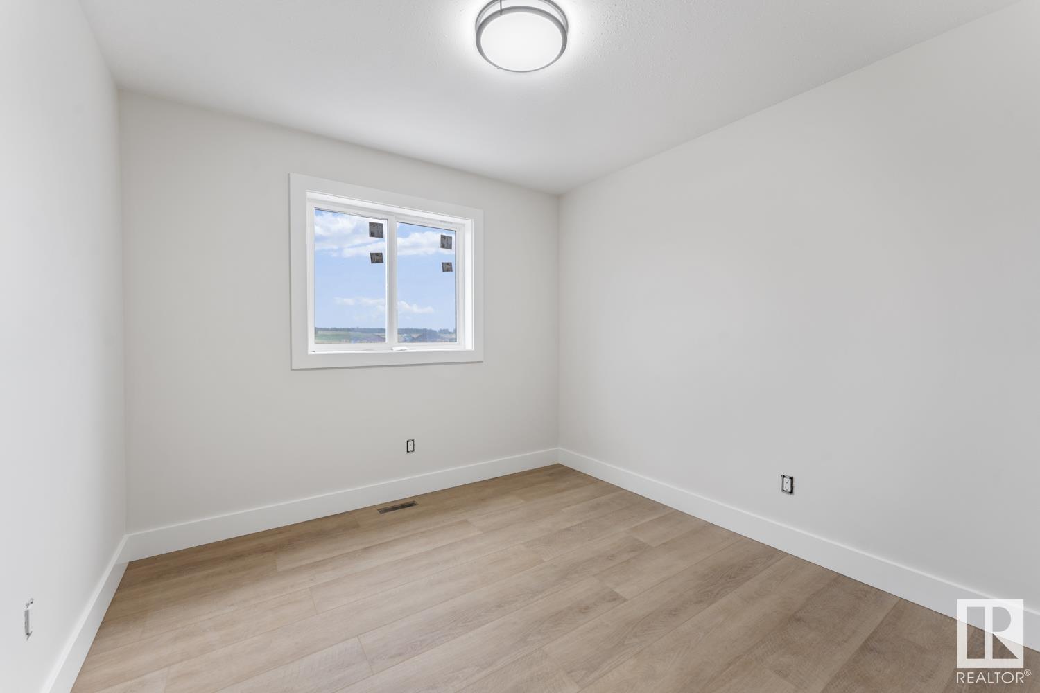      811 Schooner DR , Cold Lake,  ,T9M 0K7 ;  Listing Number: MLS E4417665