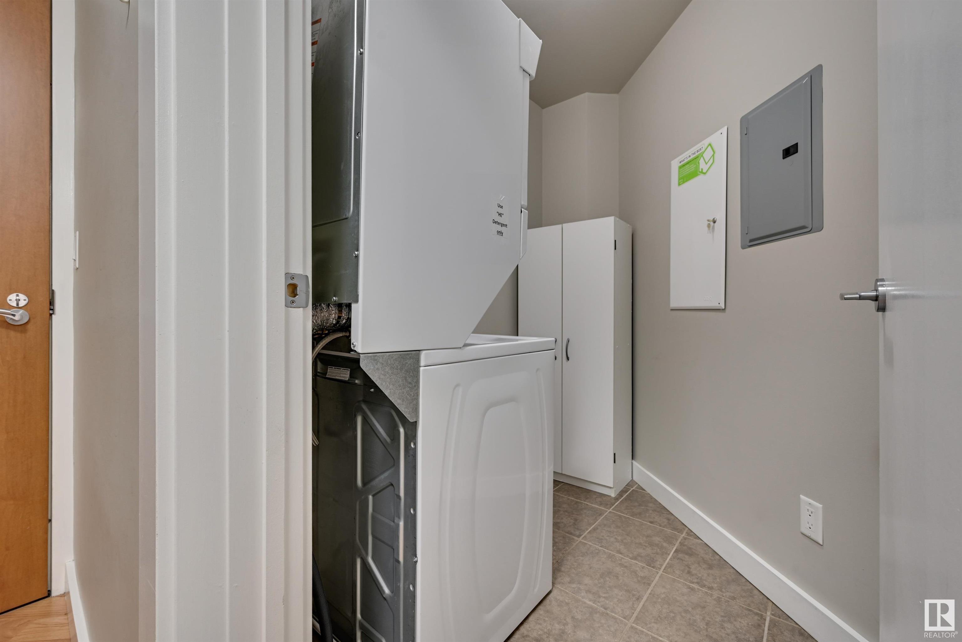      #1005 10136 104 ST NW , Edmonton,  ,T5J 0B5 ;  Listing Number: MLS E4417675