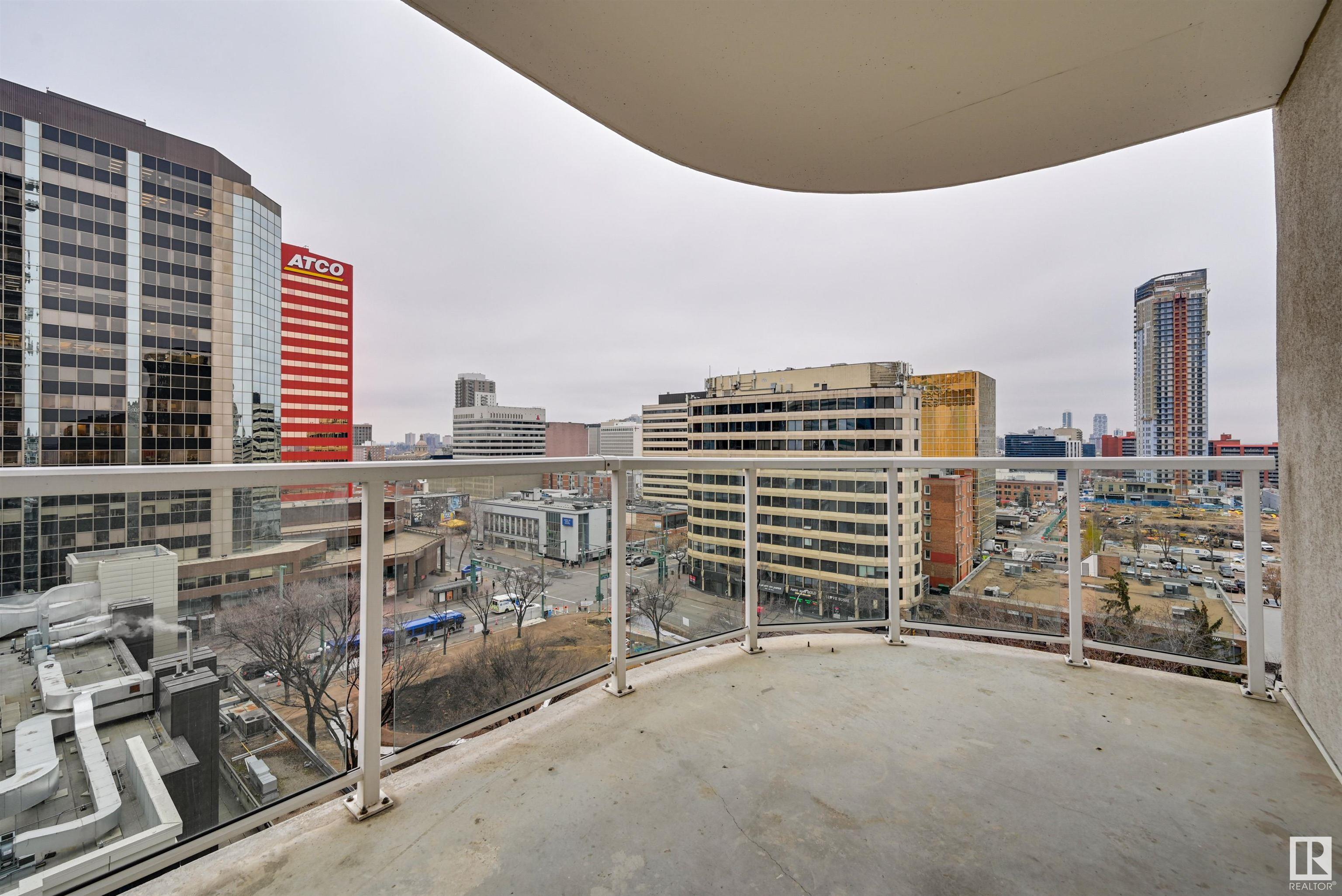      #1005 10136 104 ST NW , Edmonton,  ,T5J 0B5 ;  Listing Number: MLS E4417675