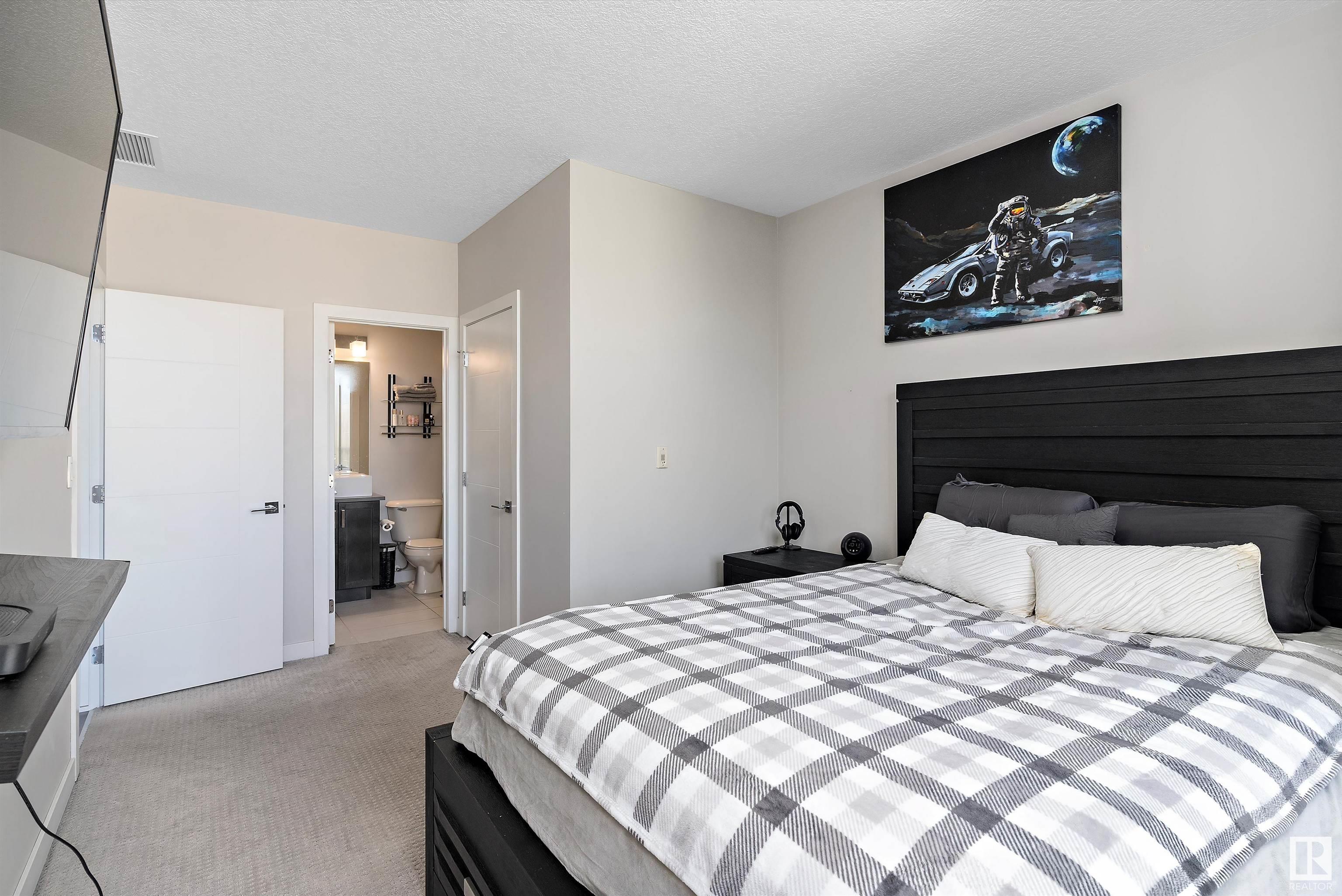      #607 10238 103 ST NW , Edmonton,  ,T5J 0G6 ;  Listing Number: MLS E4417686