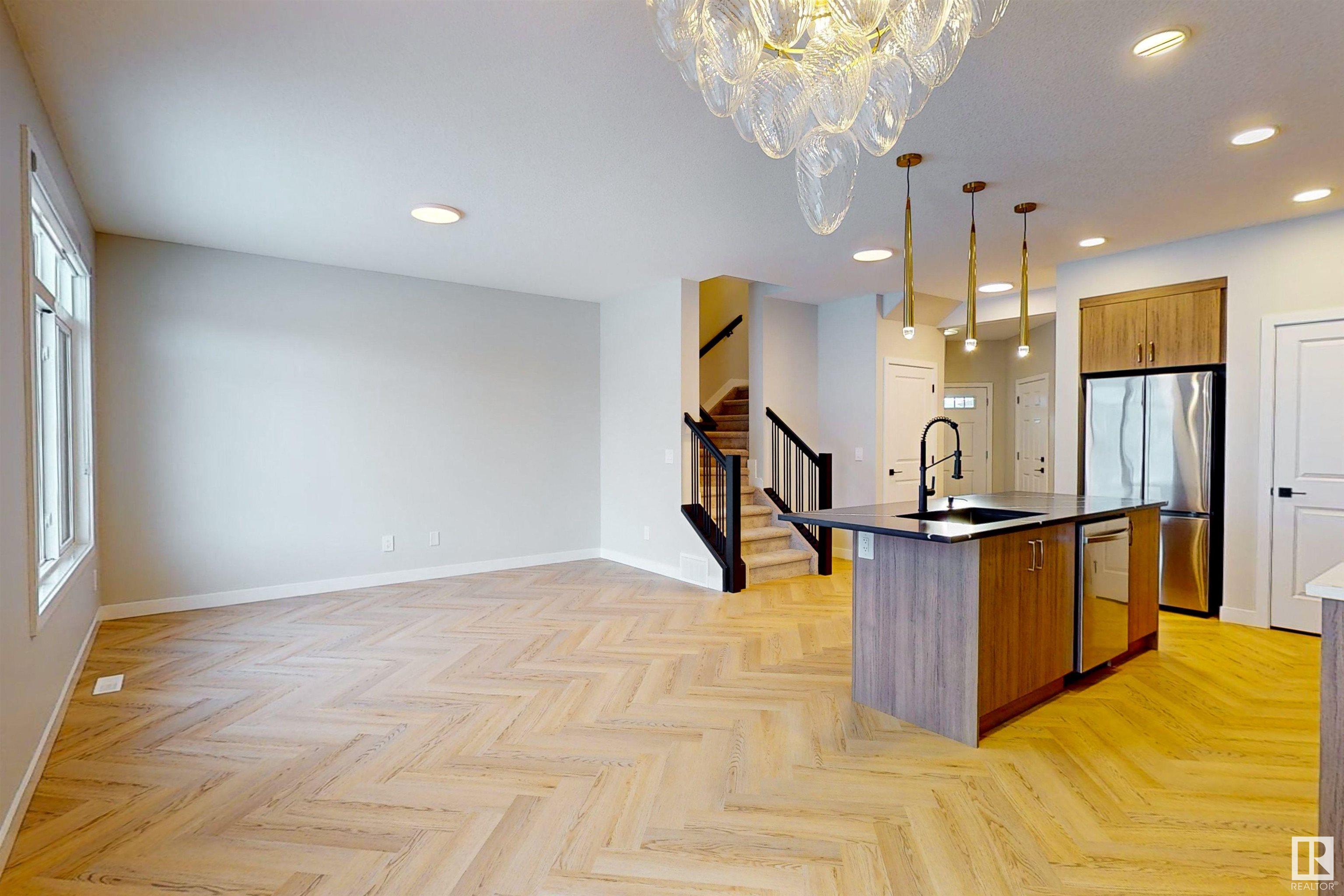      16248 19 AV SW , Edmonton,  ,T6W 5C6 ;  Listing Number: MLS E4417690