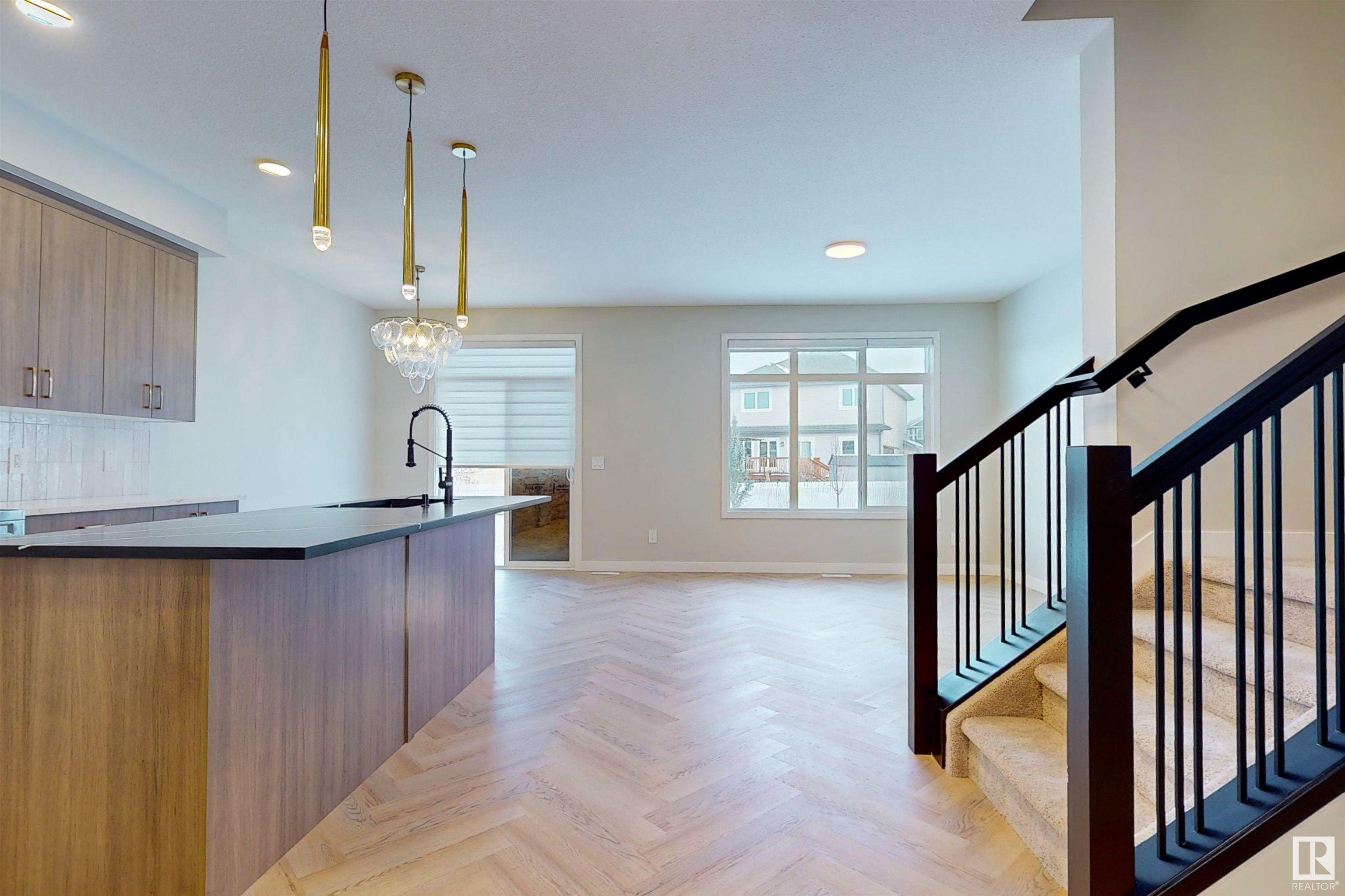      16248 19 AV SW , Edmonton,  ,T6W 5C6 ;  Listing Number: MLS E4417690